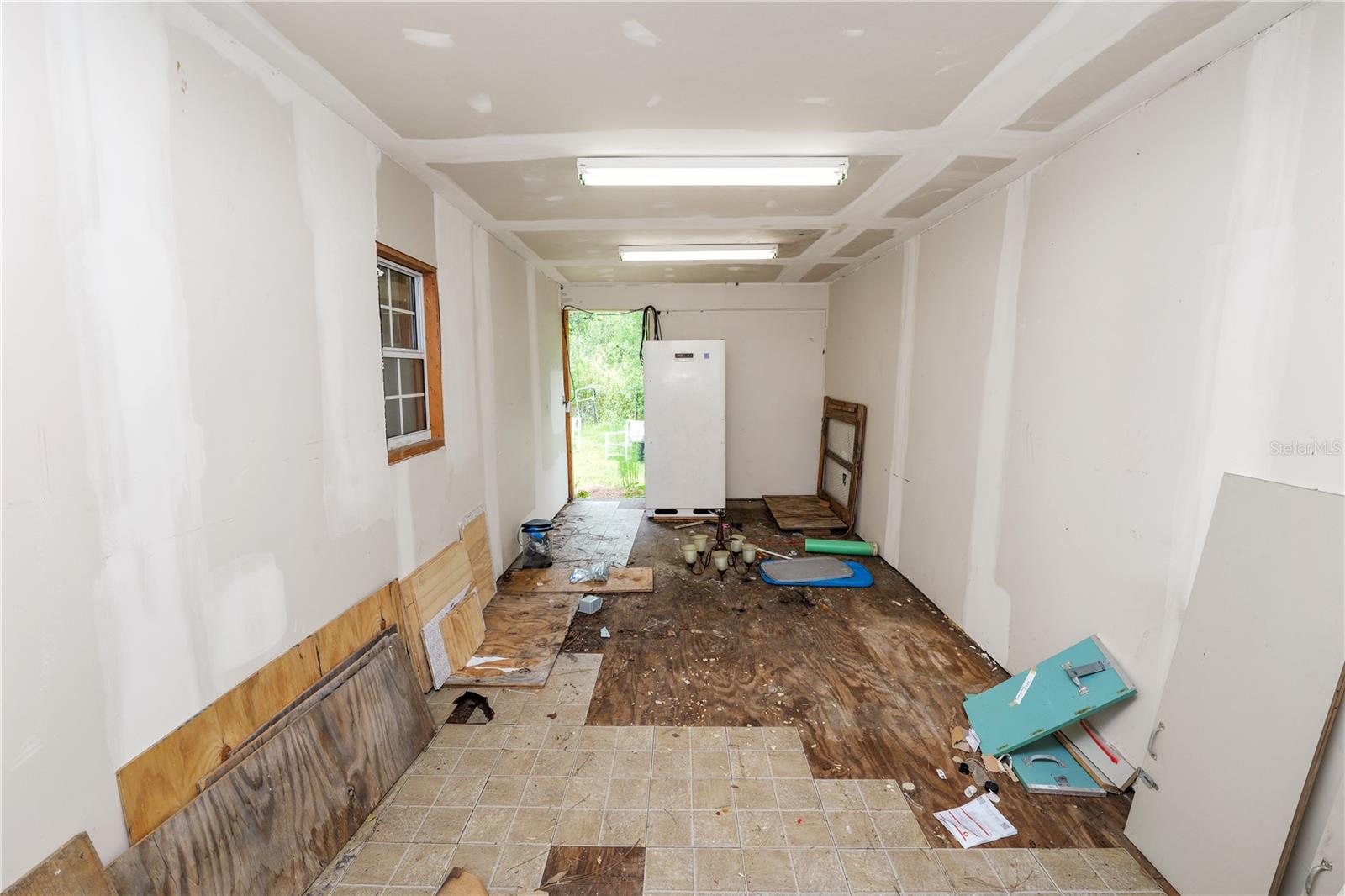 8652 CROSS CREEK RD, POLK CITY, FL, 33868