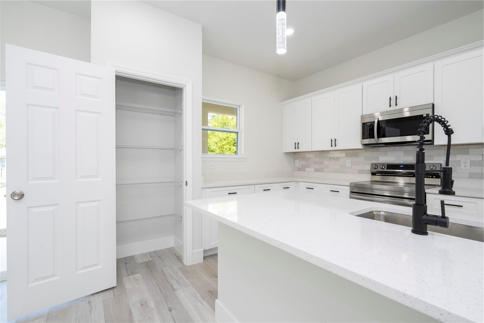 10333 N HALSEY WAY, CITRUS SPRINGS, FL, 34434