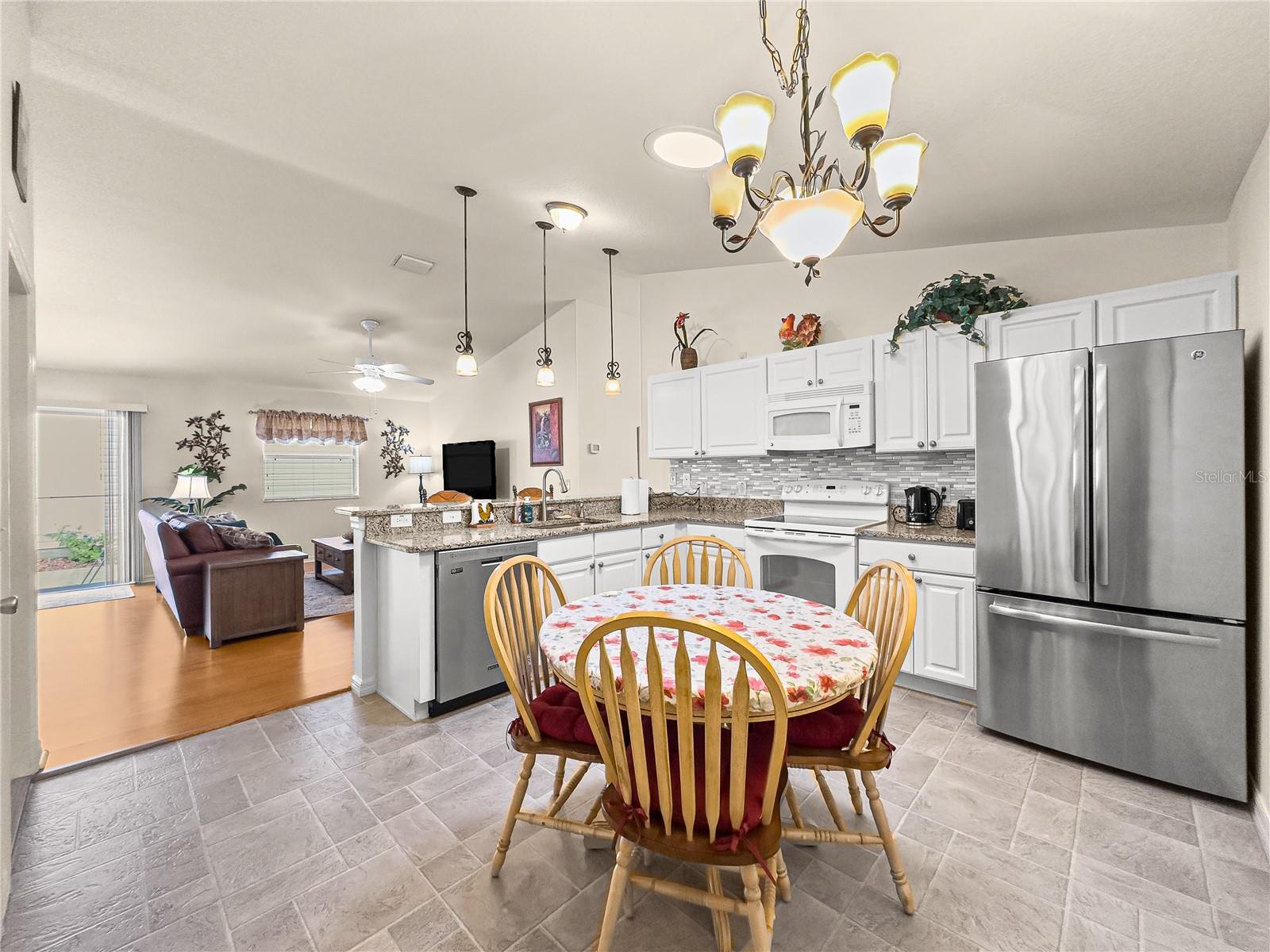 992 DAVIT PL, THE VILLAGES, FL, 32162