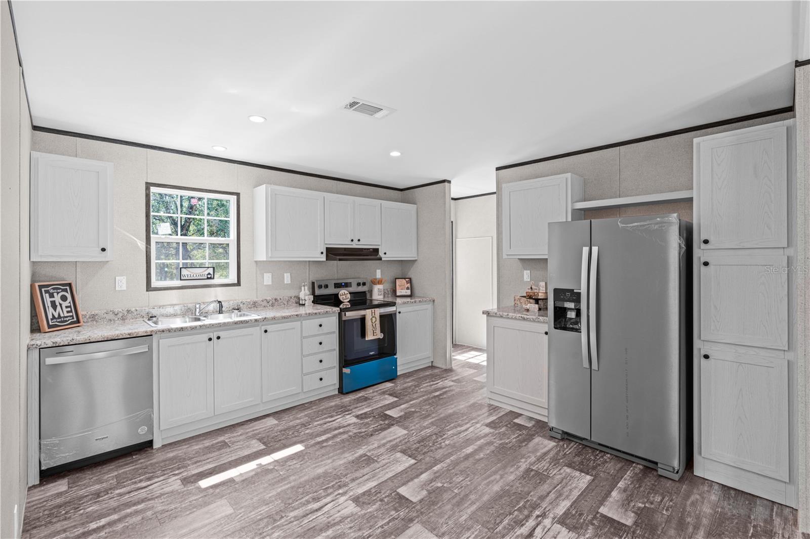 8426 SWEDEN BLVD, PUNTA GORDA, FL, 33982