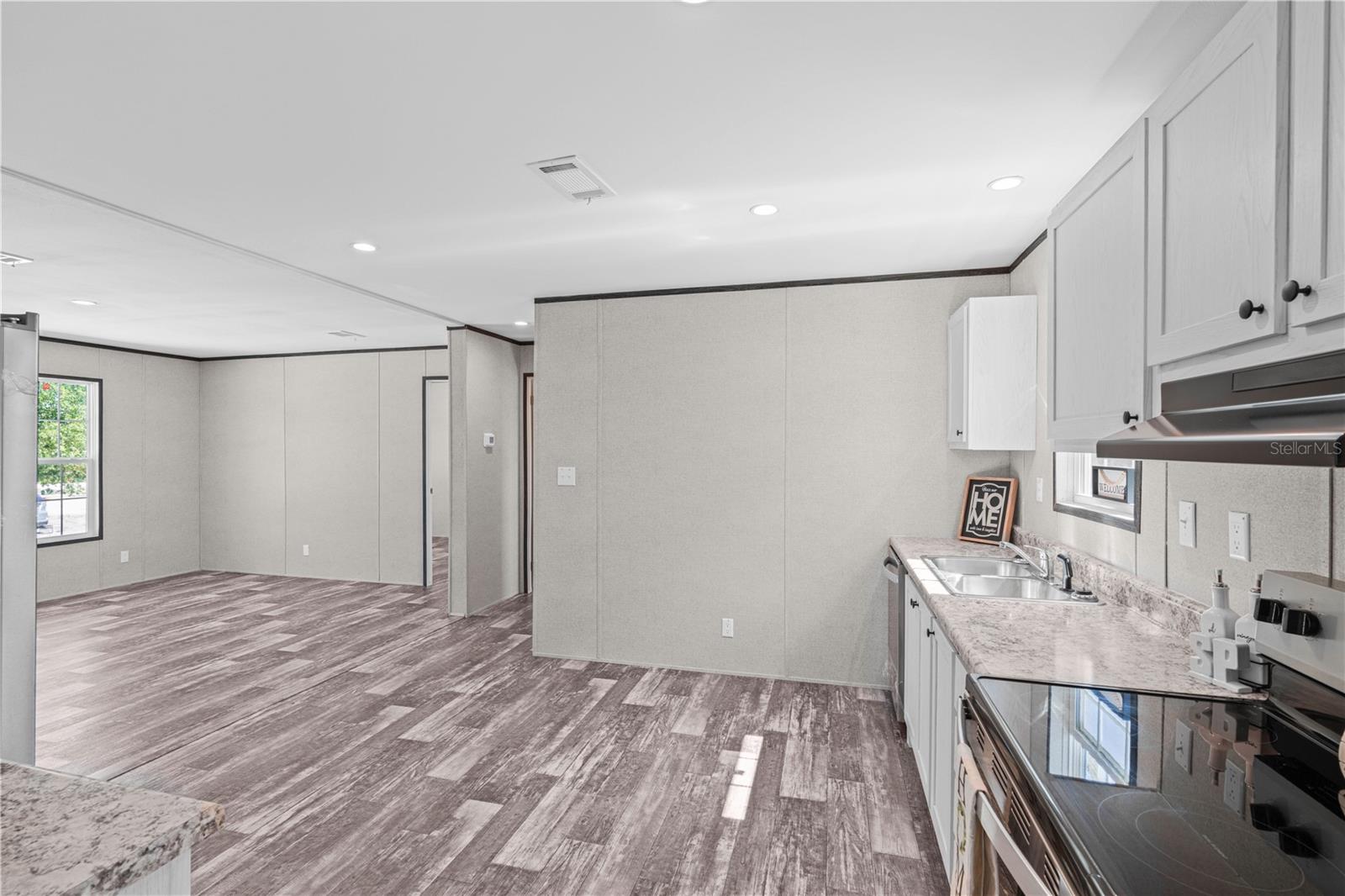 8426 SWEDEN BLVD, PUNTA GORDA, FL, 33982