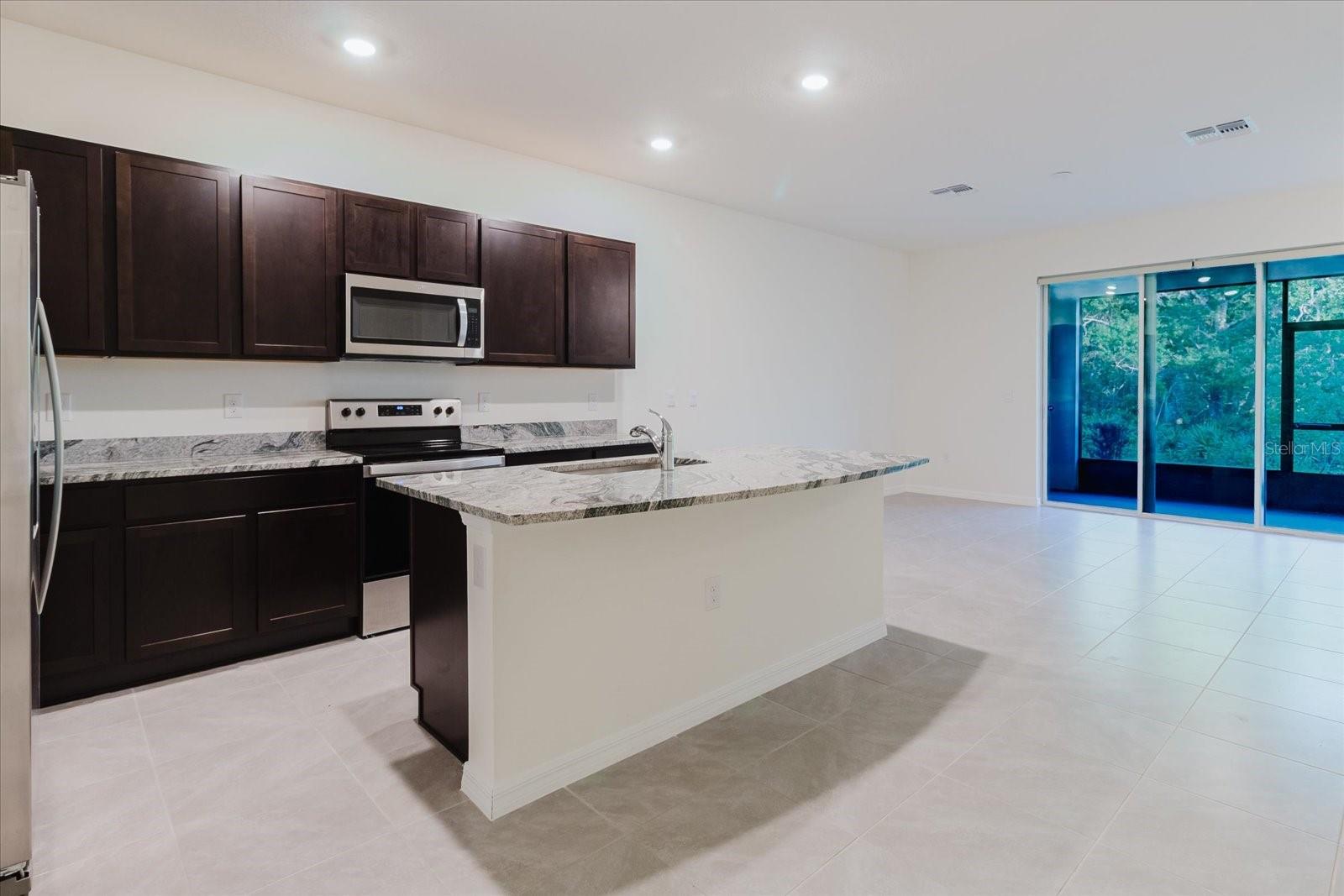 11054 CRESCENT DEER DR, LAND O LAKES, FL, 34638