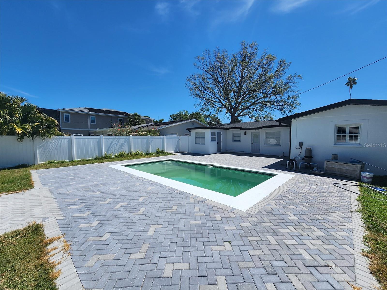 4619 HELENA ST NE, ST PETERSBURG, FL, 33703