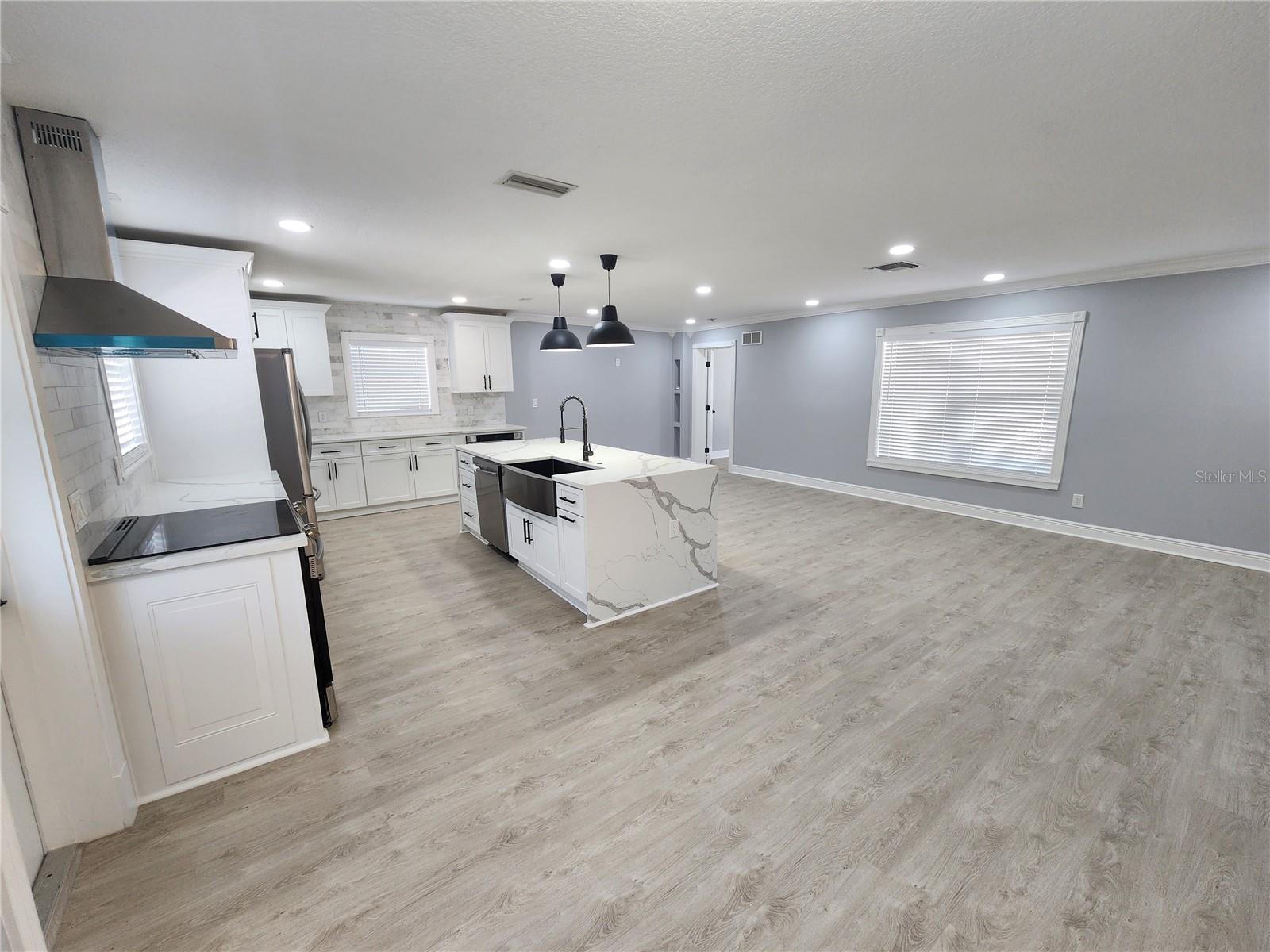 4619 HELENA ST NE, ST PETERSBURG, FL, 33703