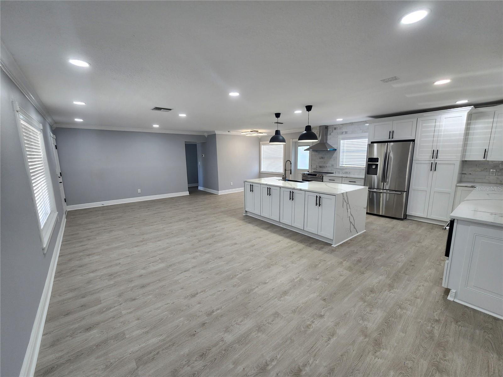 4619 HELENA ST NE, ST PETERSBURG, FL, 33703