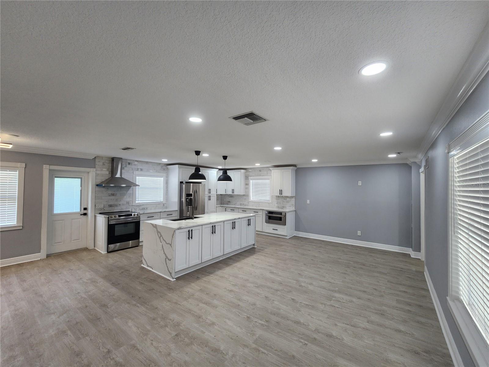 4619 HELENA ST NE, ST PETERSBURG, FL, 33703