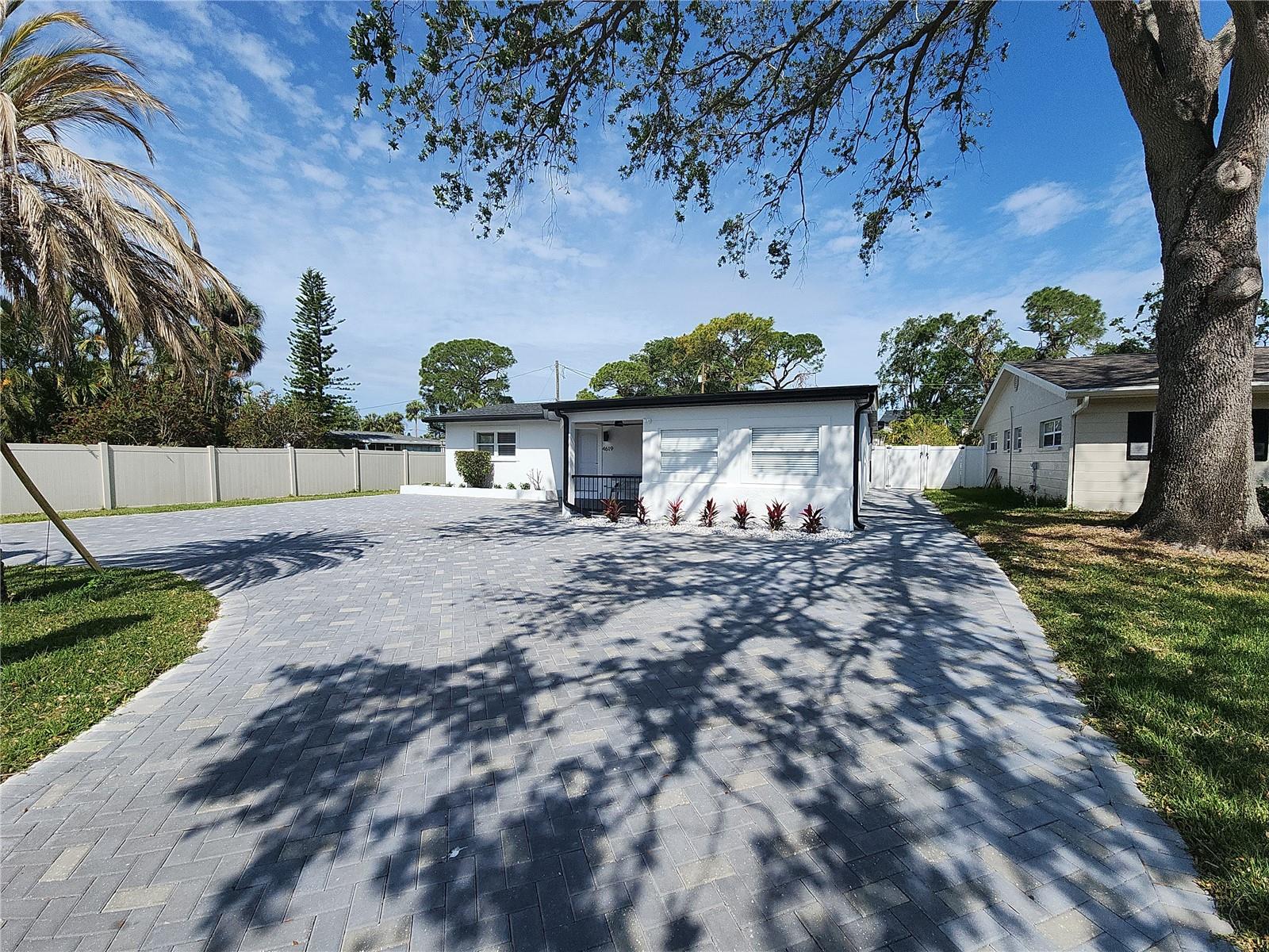 4619 HELENA ST NE, ST PETERSBURG, FL, 33703