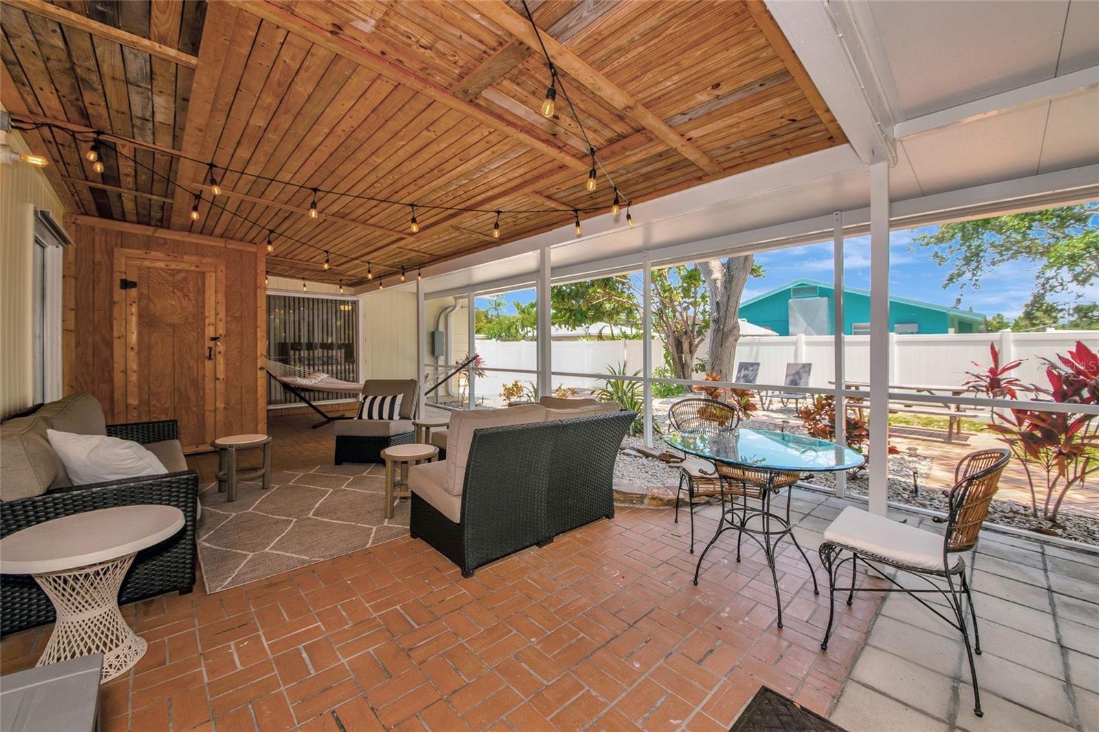 2363 MILFORD CIR, SARASOTA, FL, 34239