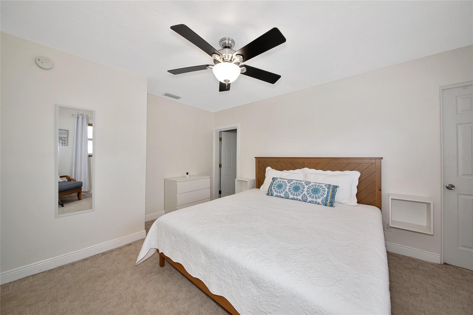 2363 MILFORD CIR, SARASOTA, FL, 34239