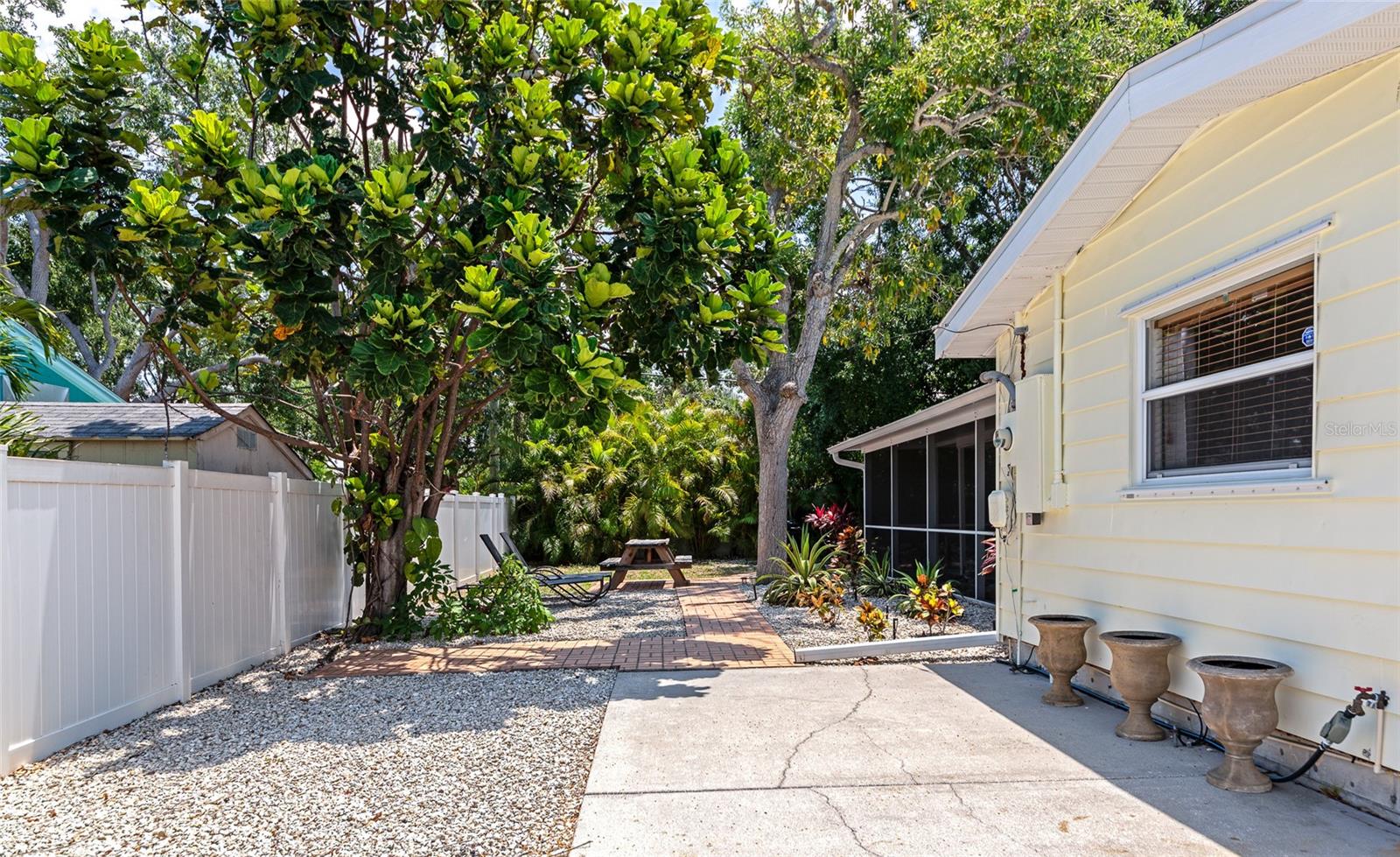 2363 MILFORD CIR, SARASOTA, FL, 34239