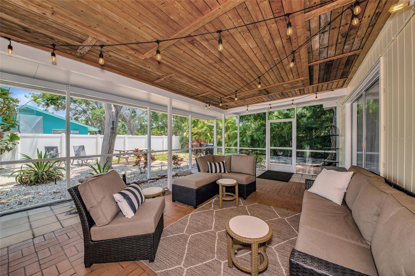 2363 MILFORD CIR, SARASOTA, FL, 34239