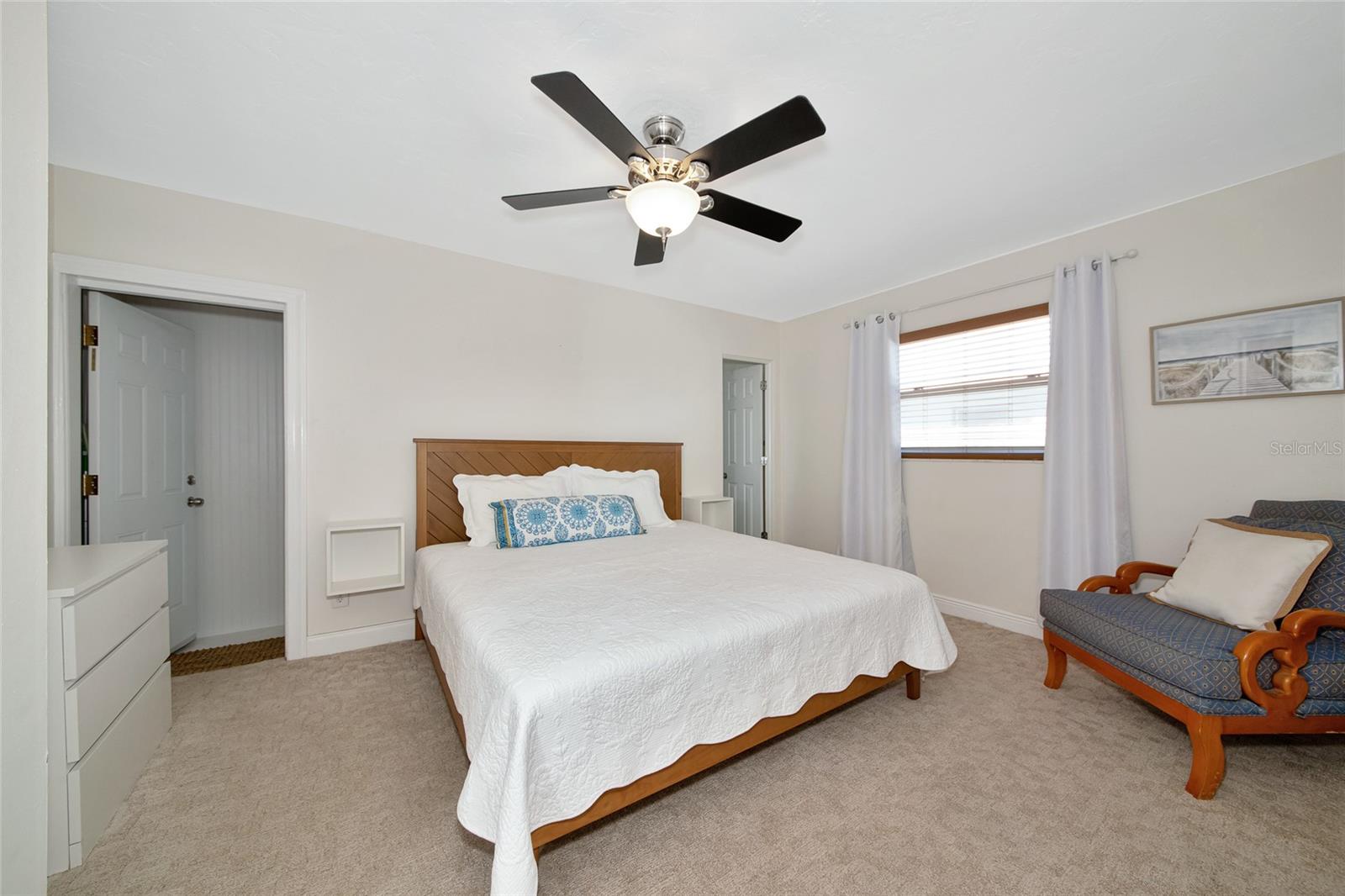 2363 MILFORD CIR, SARASOTA, FL, 34239