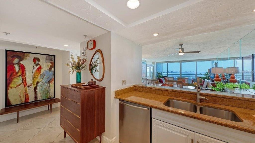 988 BLVD OF THE ARTS #1016, SARASOTA, FL, 34236