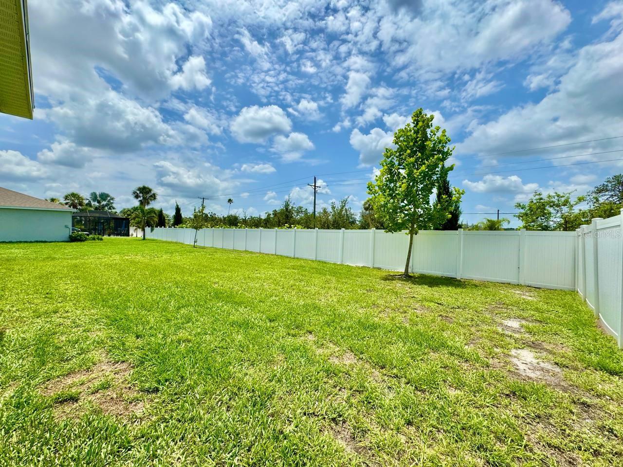 1154 OCEAN SPRAY DR, RUSKIN, FL, 33570