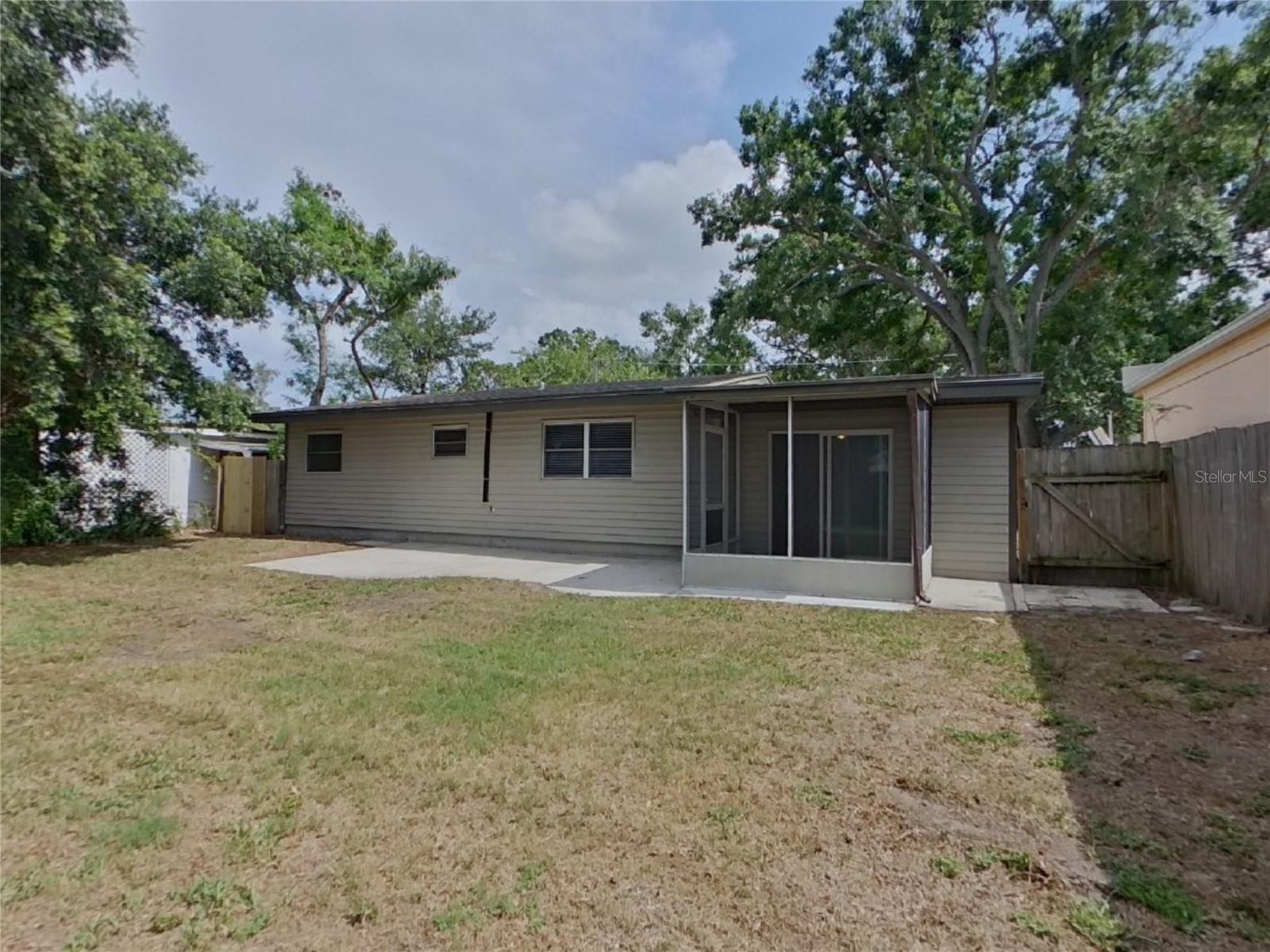 3615 W ROGERS AVE, TAMPA, FL, 33611