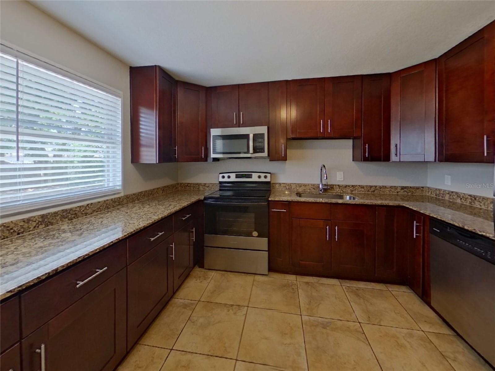 3615 W ROGERS AVE, TAMPA, FL, 33611