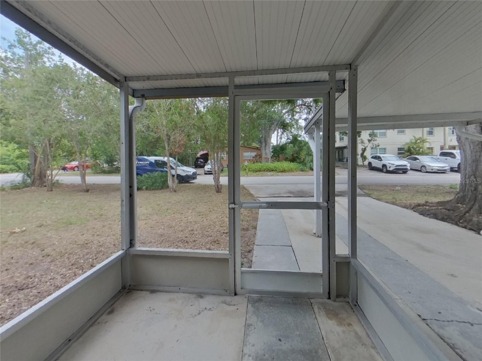 3615 W ROGERS AVE, TAMPA, FL, 33611