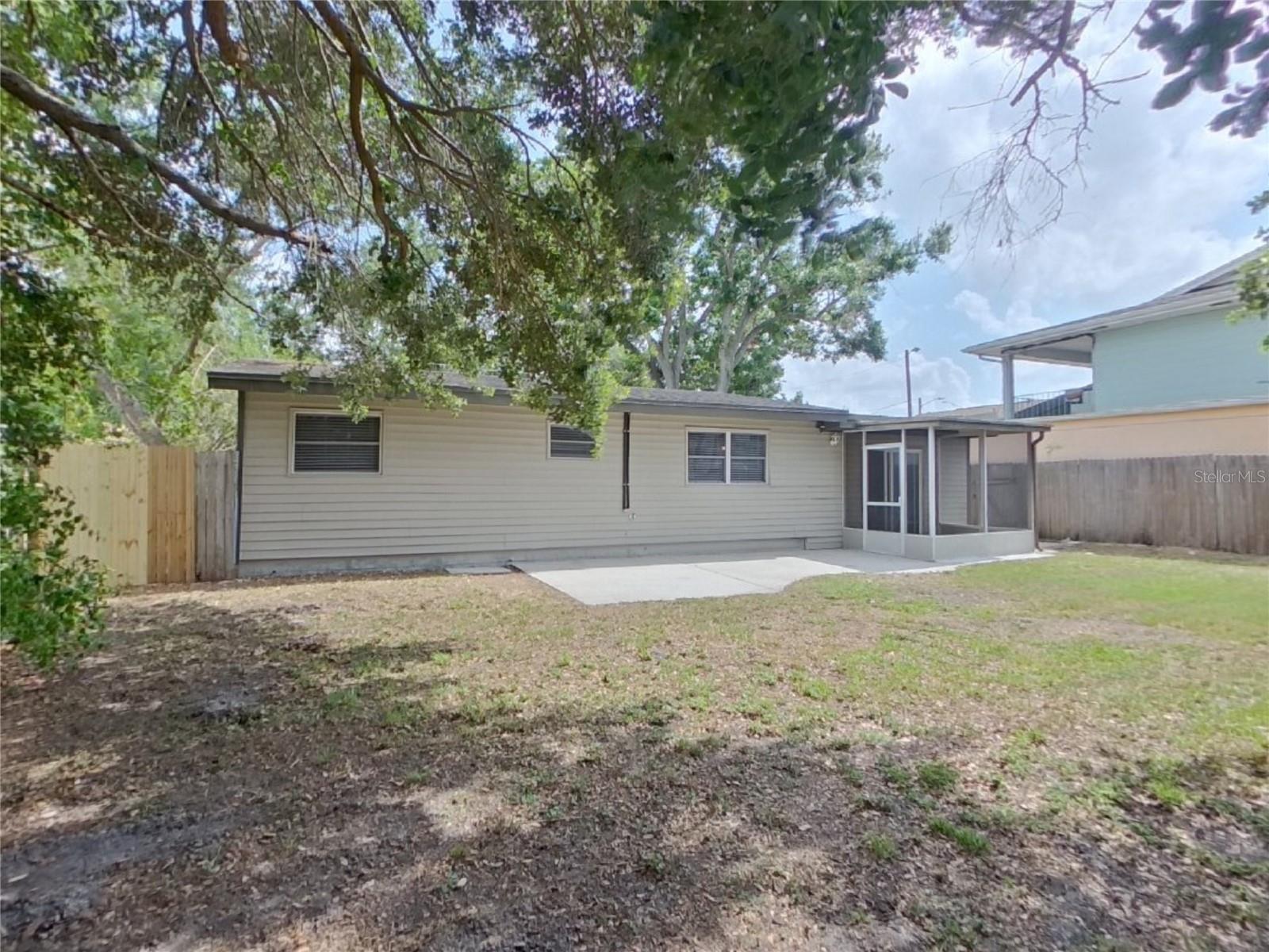 3615 W ROGERS AVE, TAMPA, FL, 33611