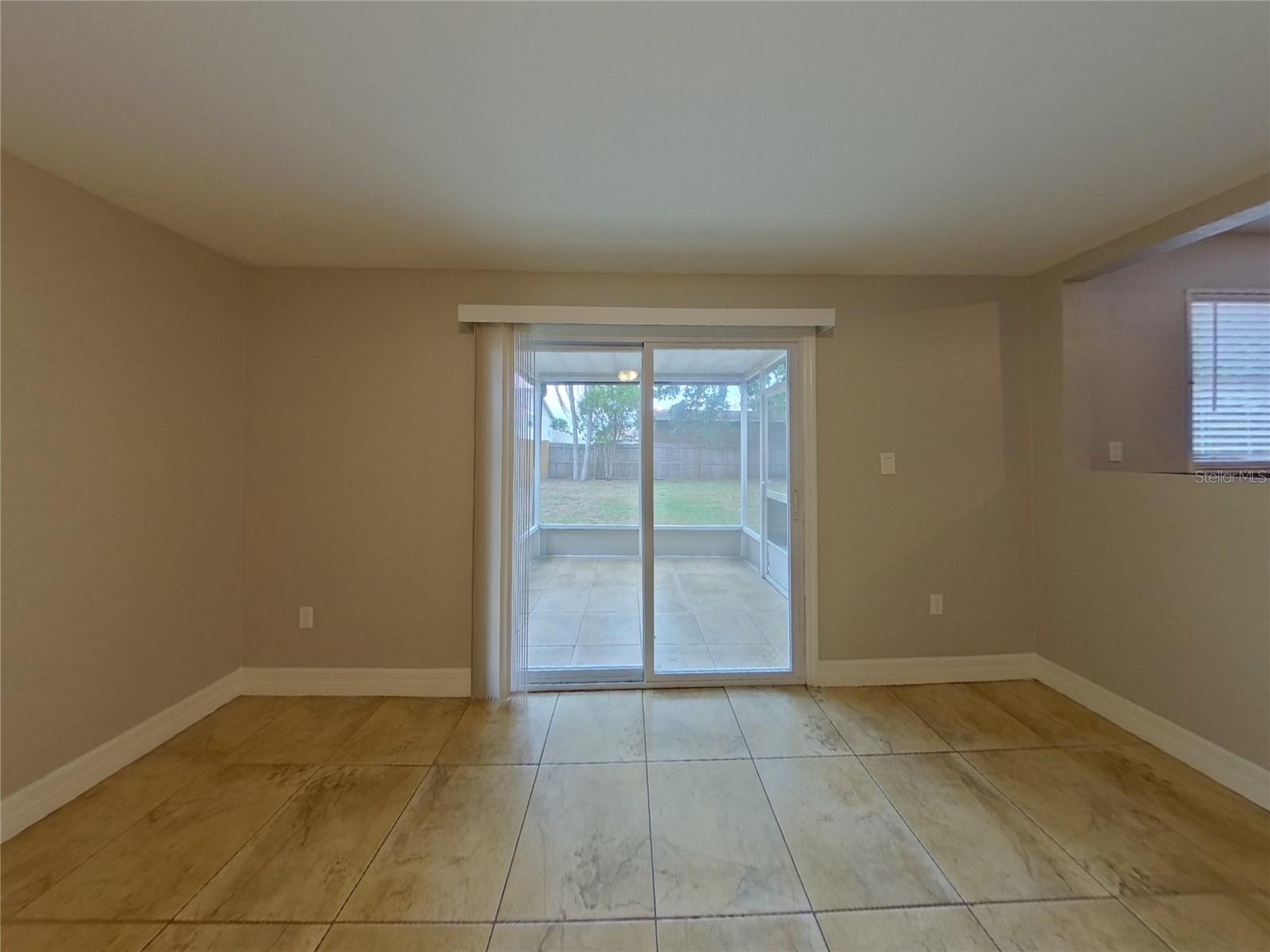 3615 W ROGERS AVE, TAMPA, FL, 33611