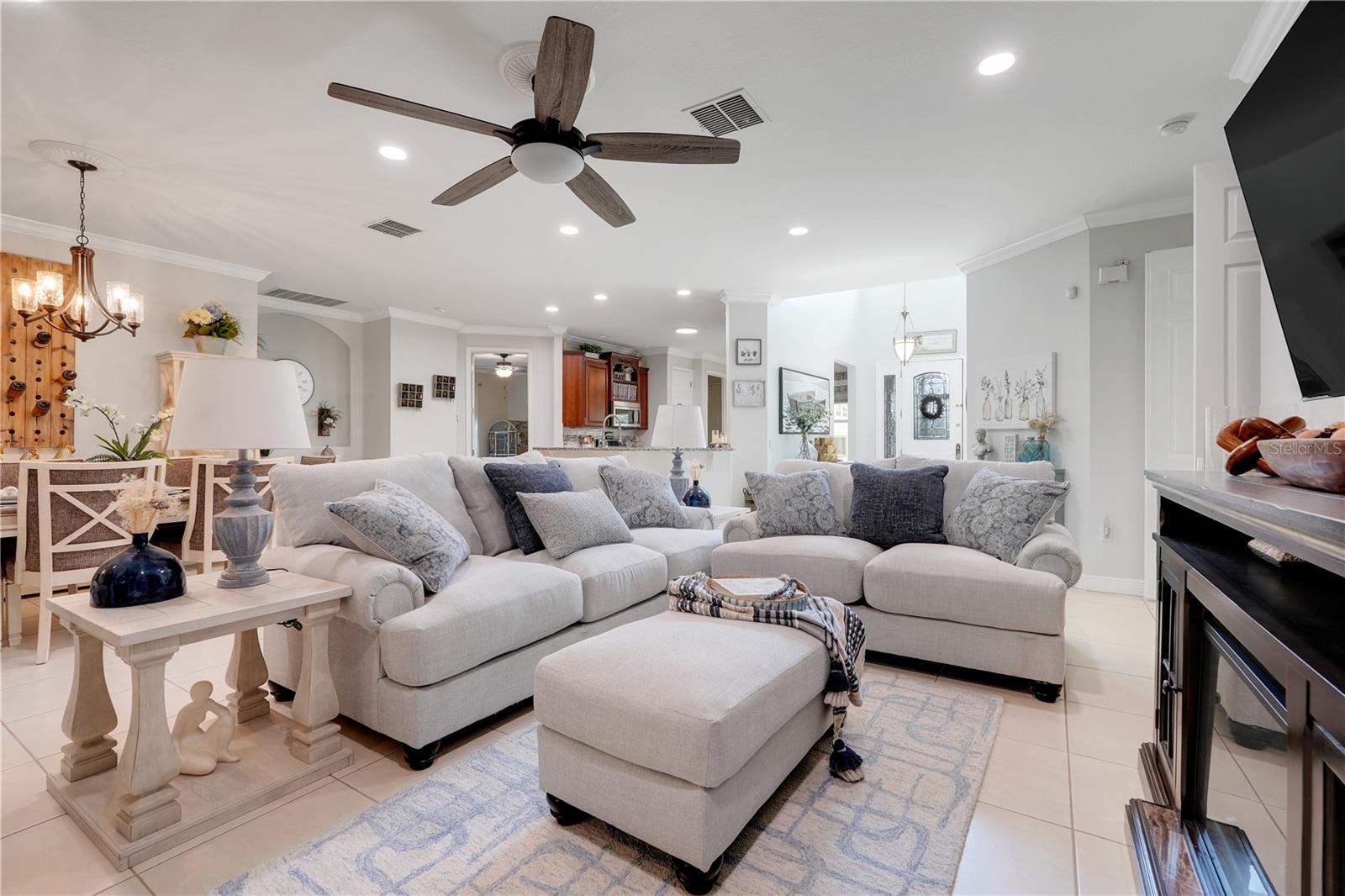 217 LAKE CASSIDY DR, KISSIMMEE, FL, 34759