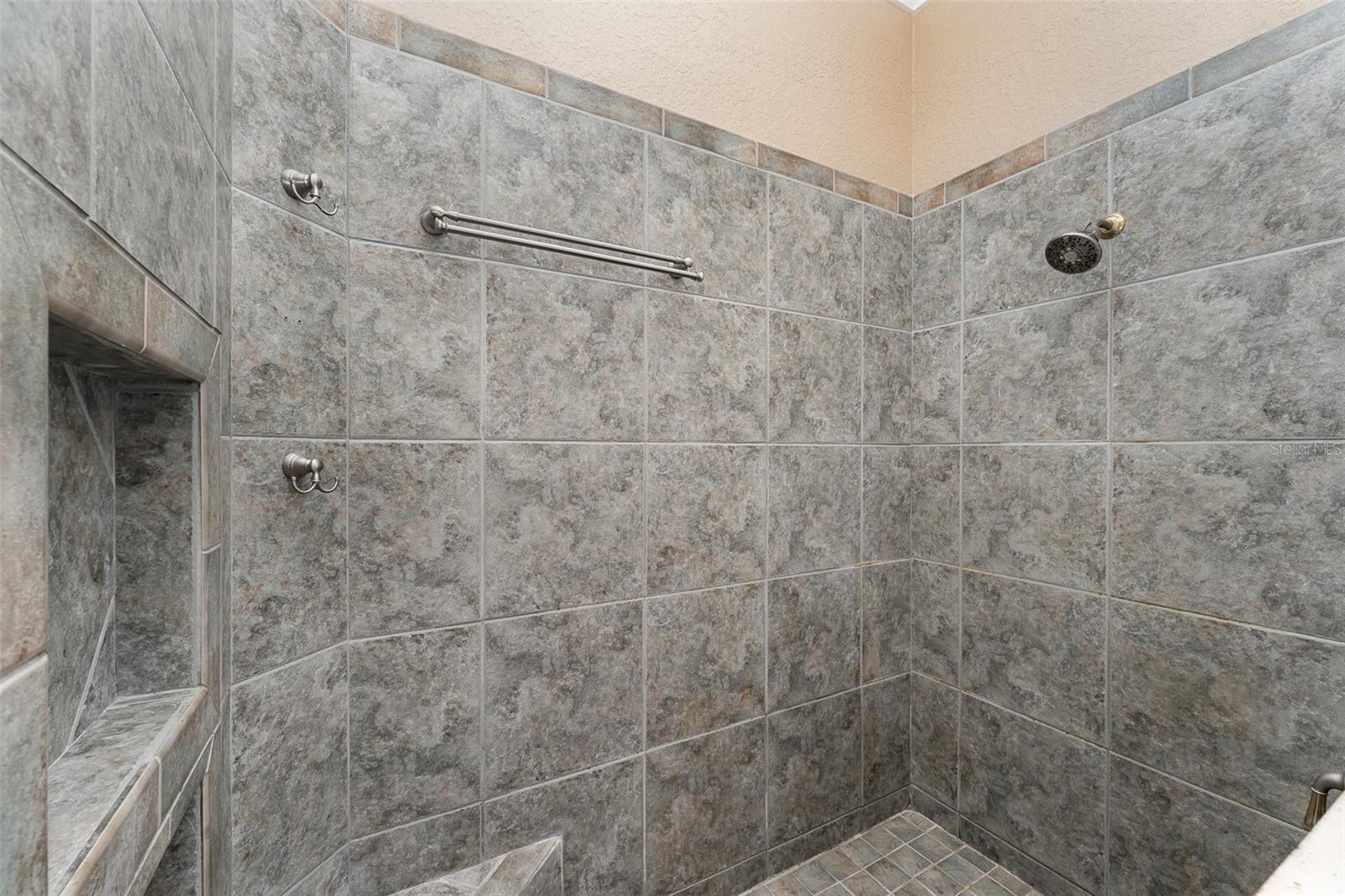 629 ORANGE VALLEY LN, LAKELAND, FL, 33813