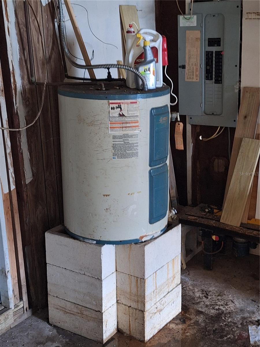 7100 ASHWOOD DR, PORT RICHEY, FL, 34668