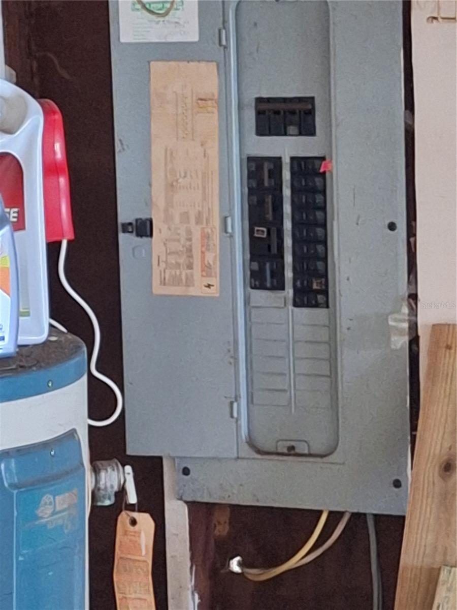 7100 ASHWOOD DR, PORT RICHEY, FL, 34668