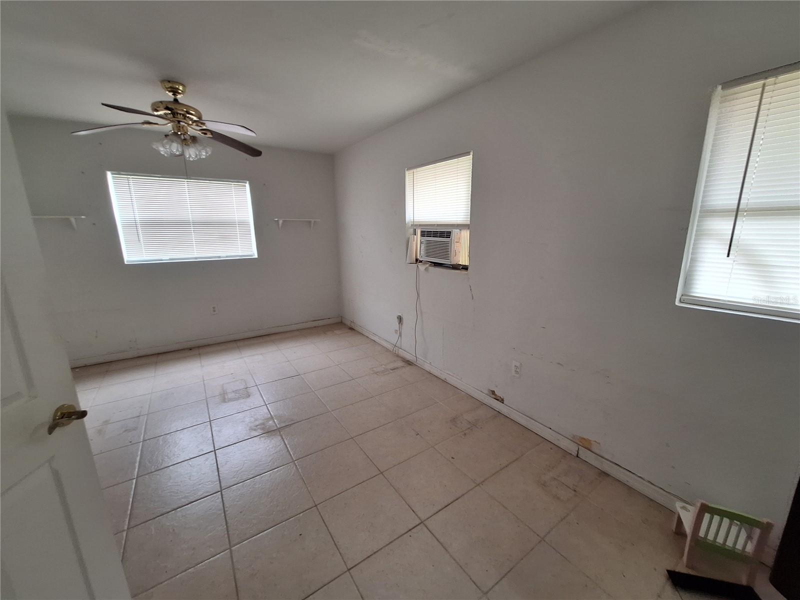 7100 ASHWOOD DR, PORT RICHEY, FL, 34668