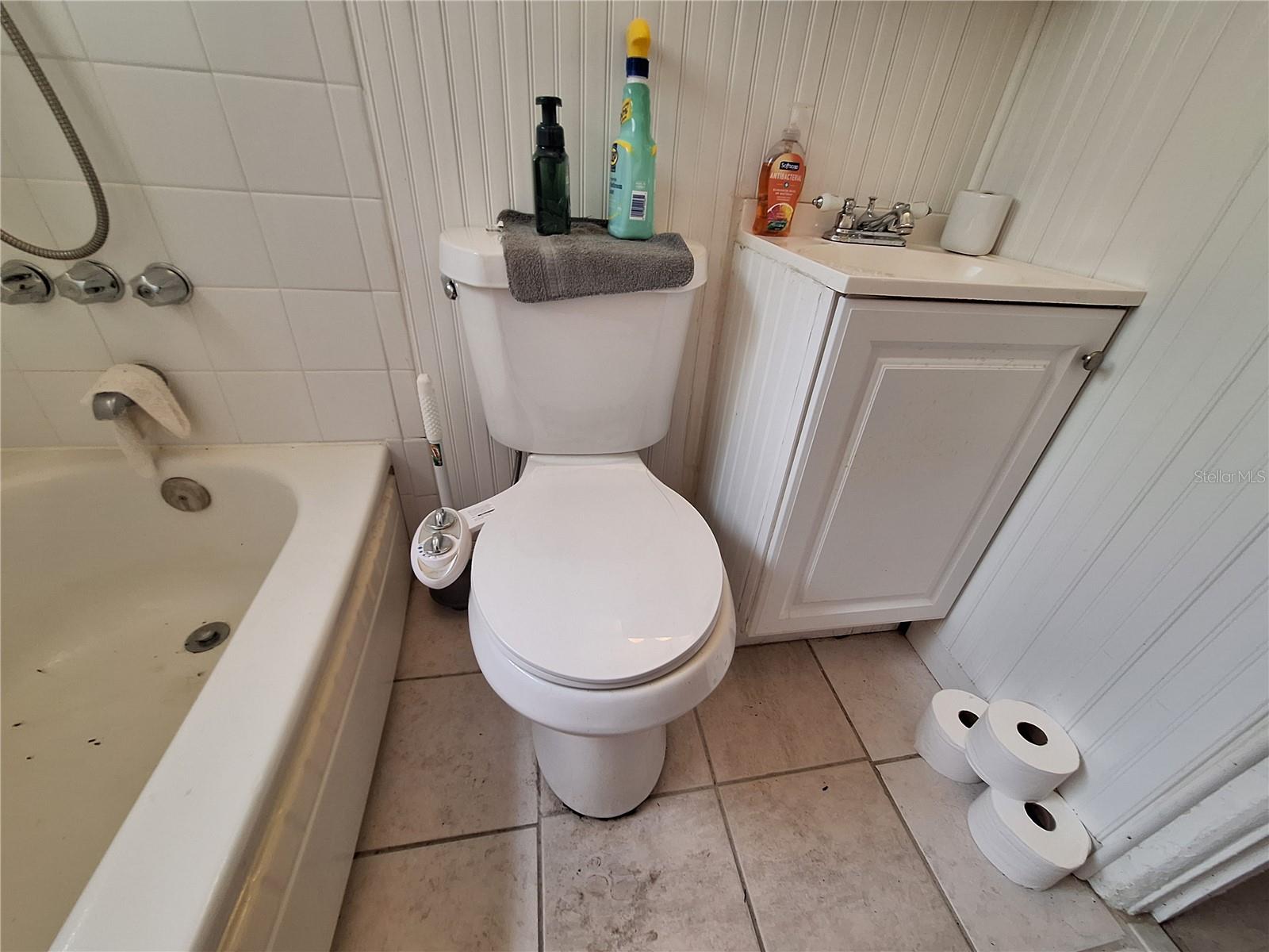 7100 ASHWOOD DR, PORT RICHEY, FL, 34668