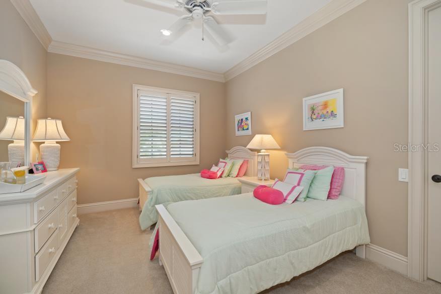 TB8392286 Property Photo