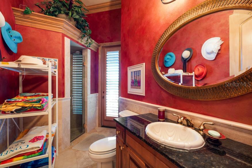 TB8392286 Property Photo