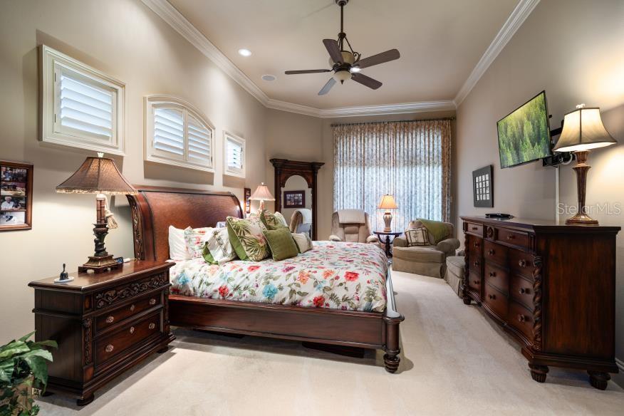 TB8392286 Property Photo