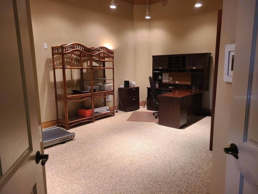 TB8392286 Property Photo