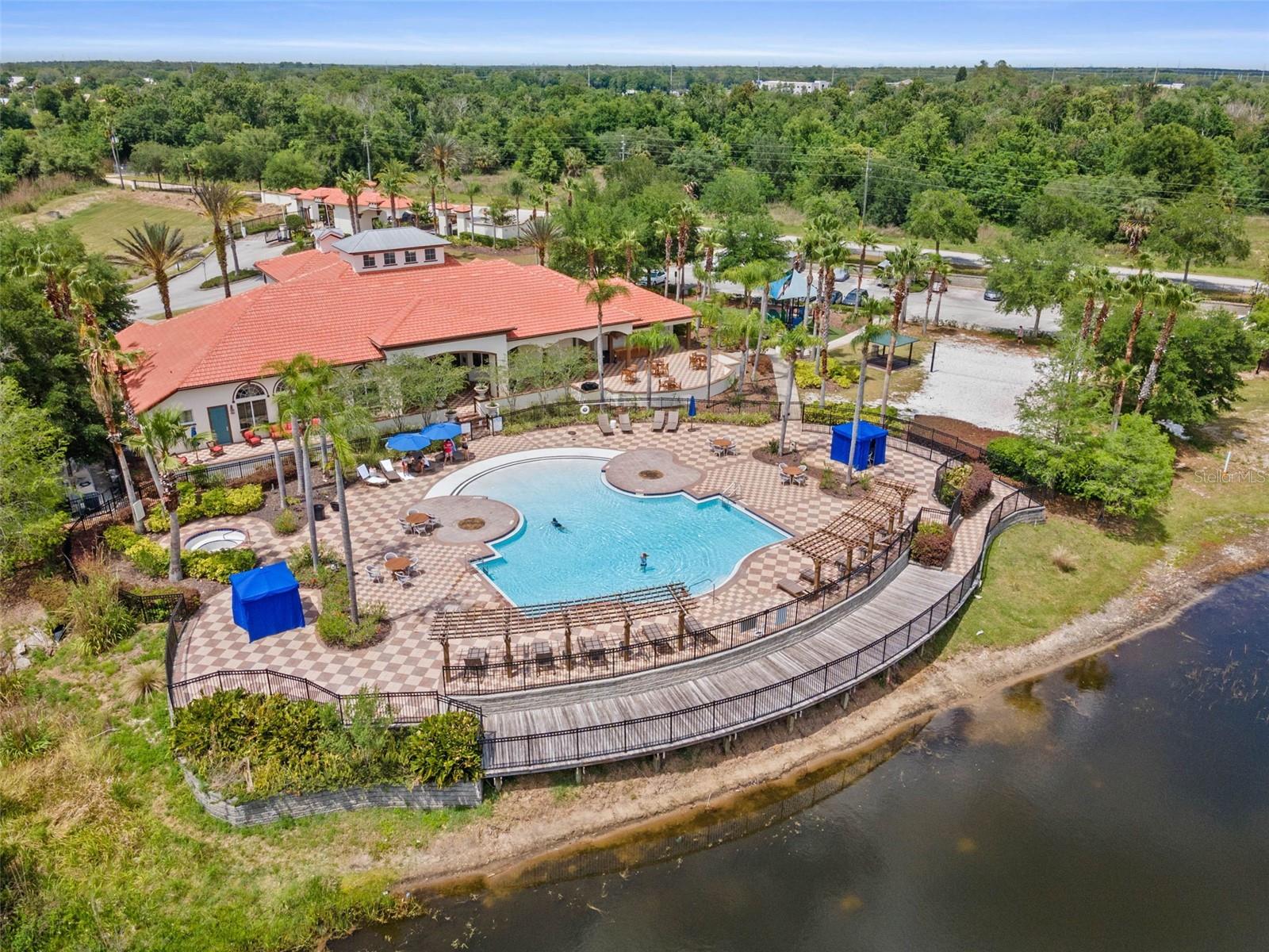 423 PALOMA DR, DAVENPORT, FL, 33837