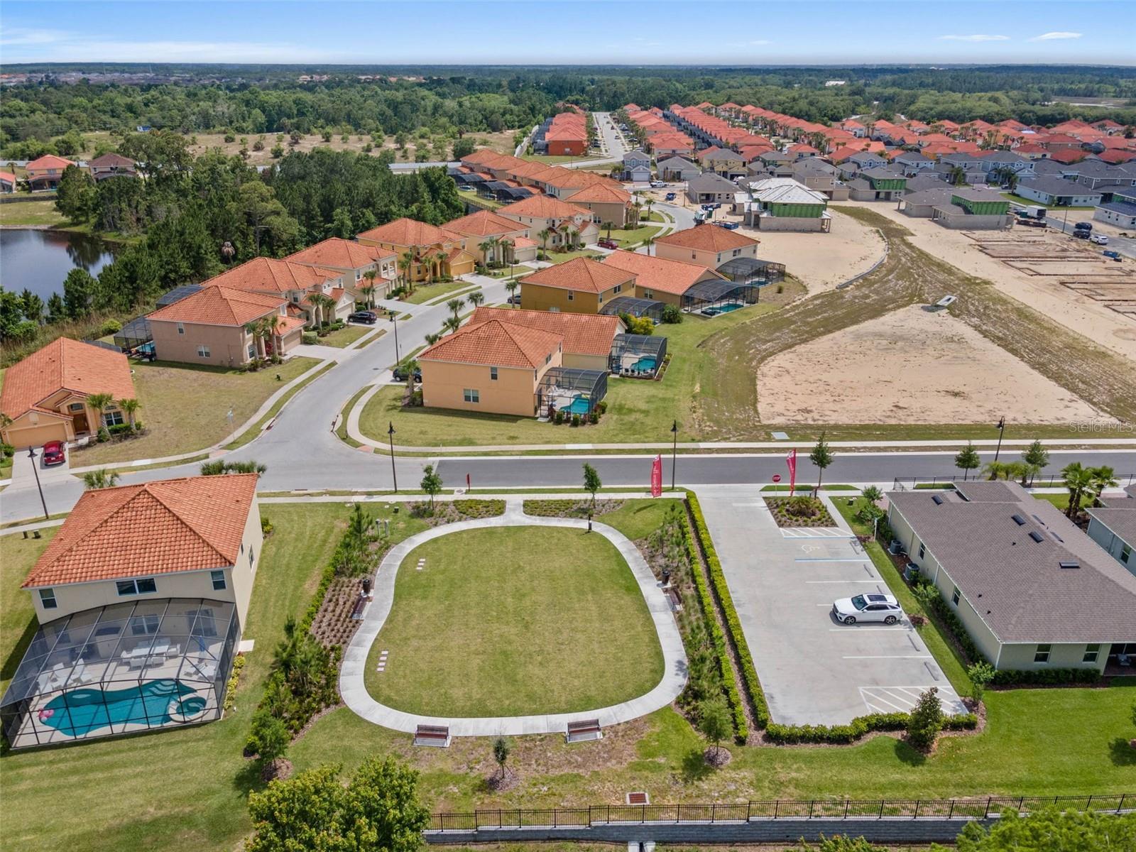 423 PALOMA DR, DAVENPORT, FL, 33837