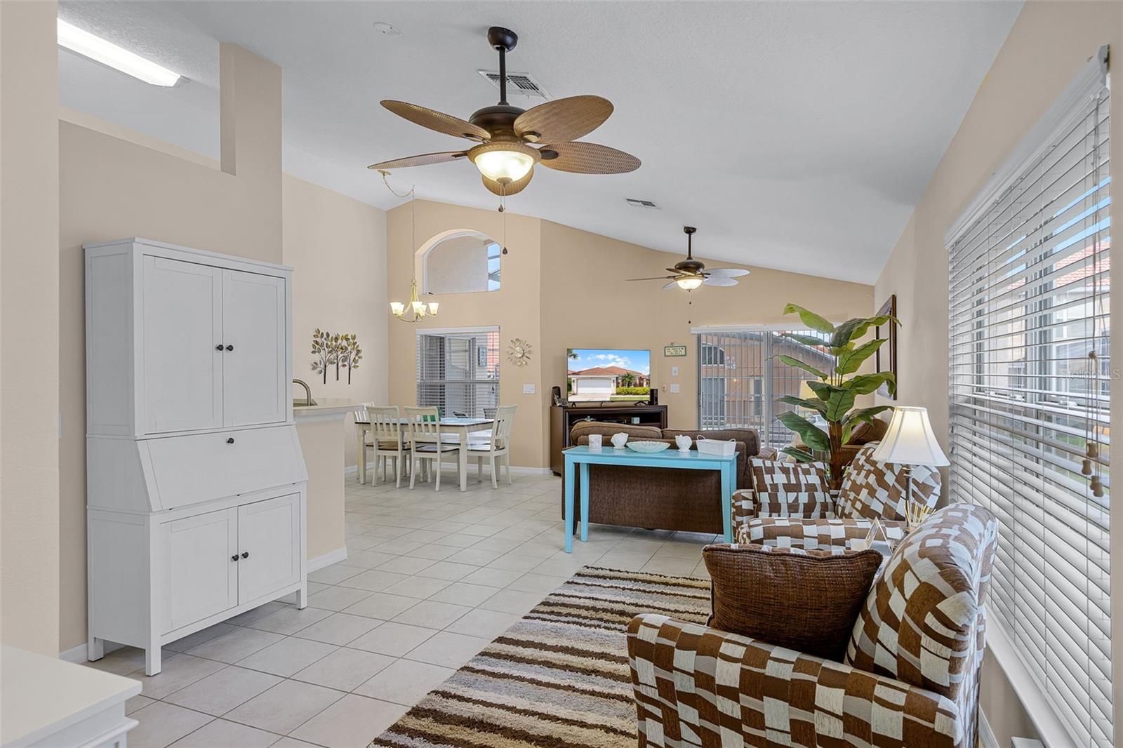 423 PALOMA DR, DAVENPORT, FL, 33837