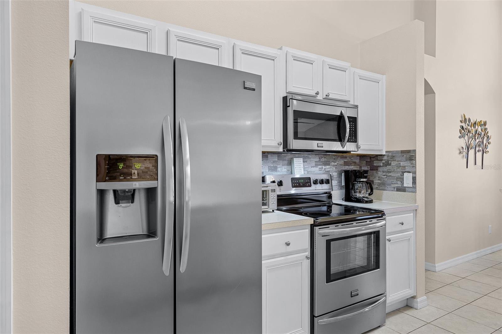 423 PALOMA DR, DAVENPORT, FL, 33837