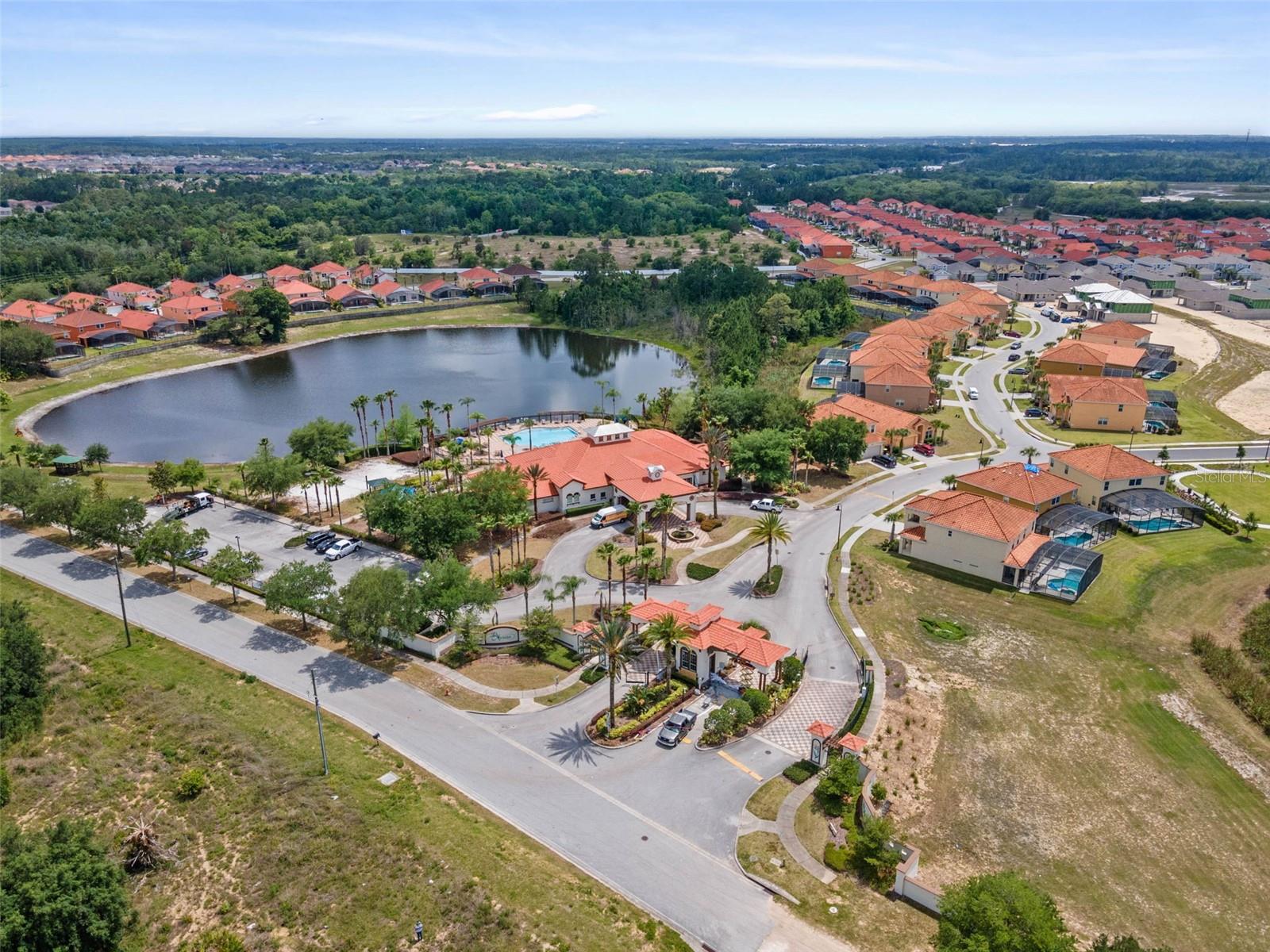 423 PALOMA DR, DAVENPORT, FL, 33837