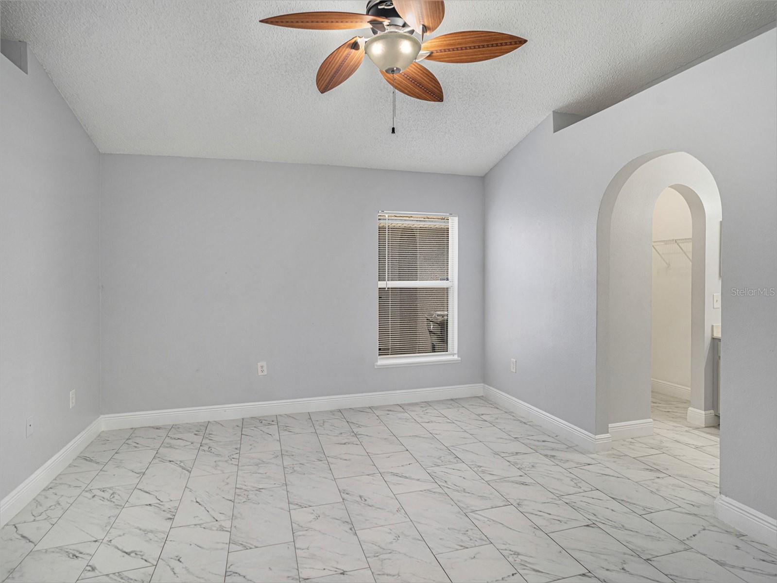 11433 IVY FLOWER LOOP, RIVERVIEW, FL, 33578