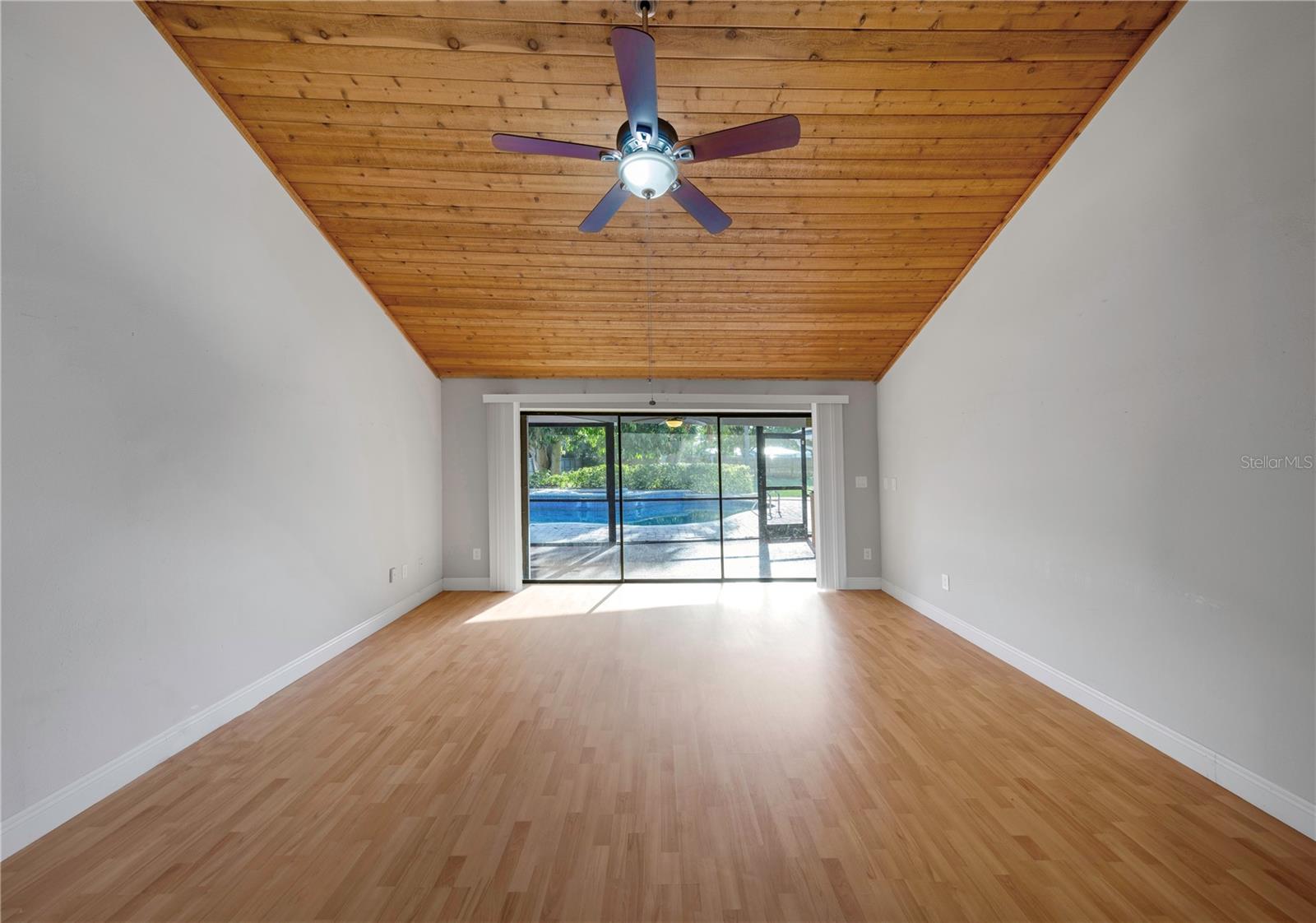 605 CITRUS CT, LARGO, FL, 33770