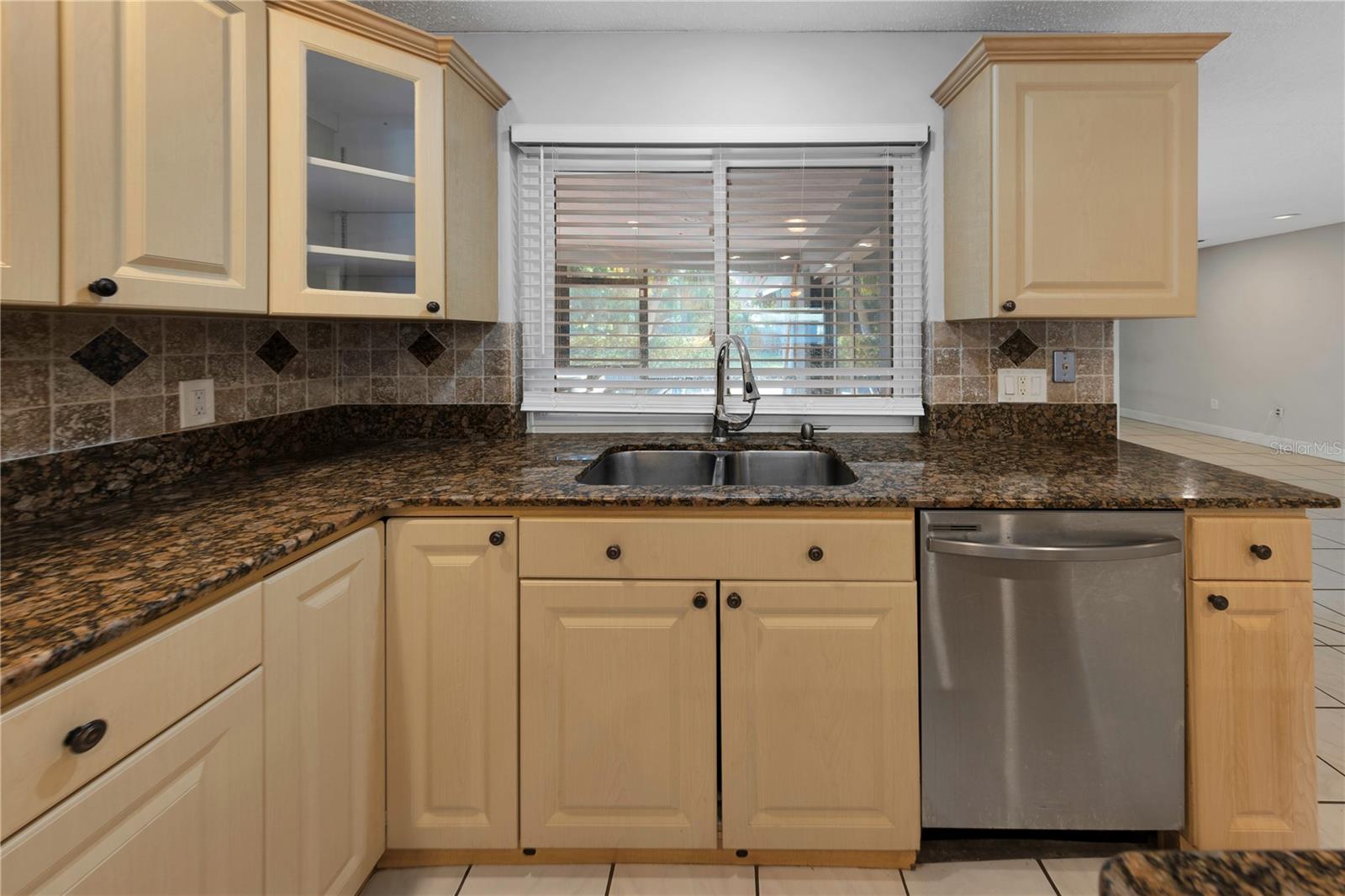 605 CITRUS CT, LARGO, FL, 33770