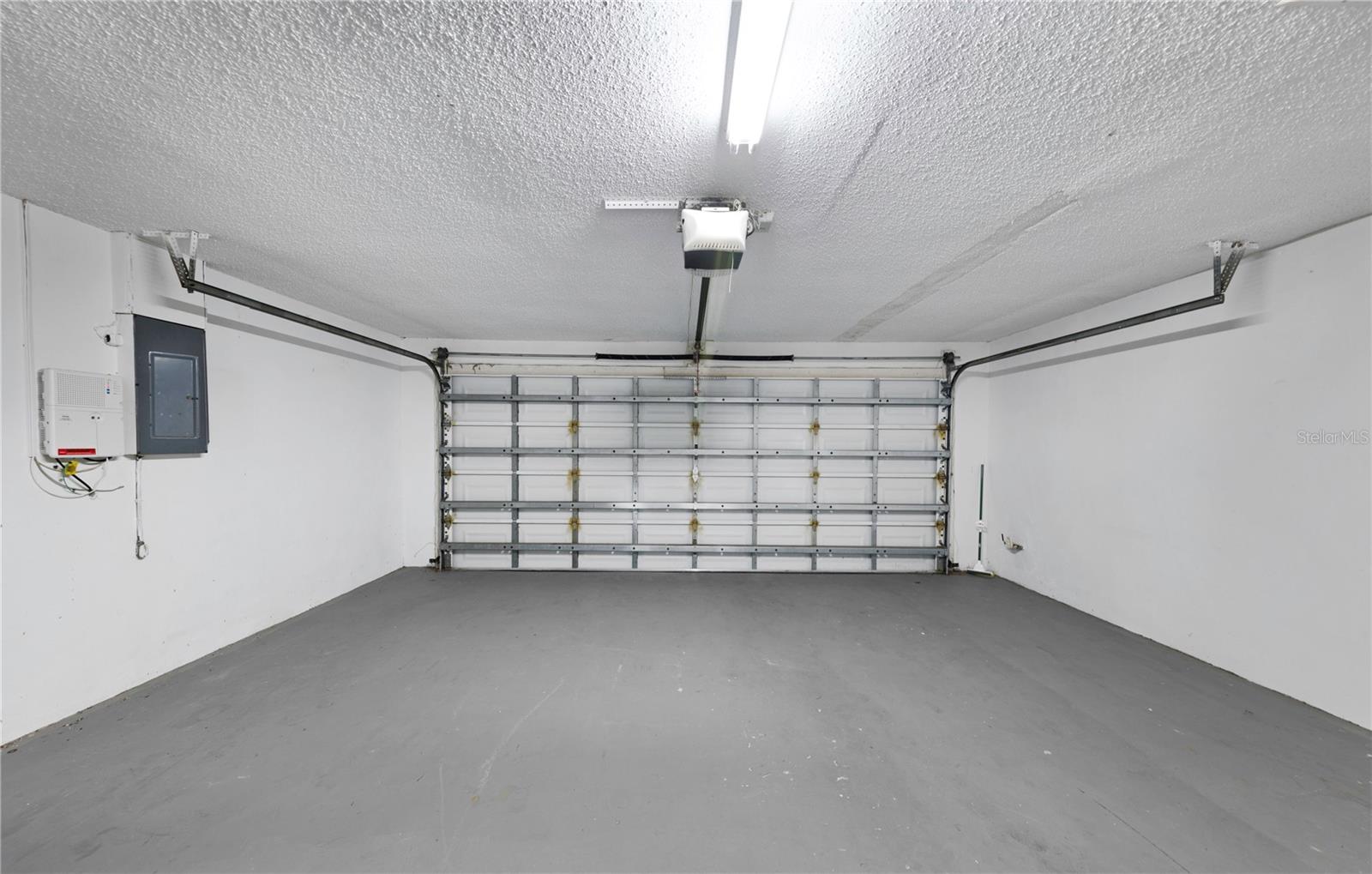 605 CITRUS CT, LARGO, FL, 33770