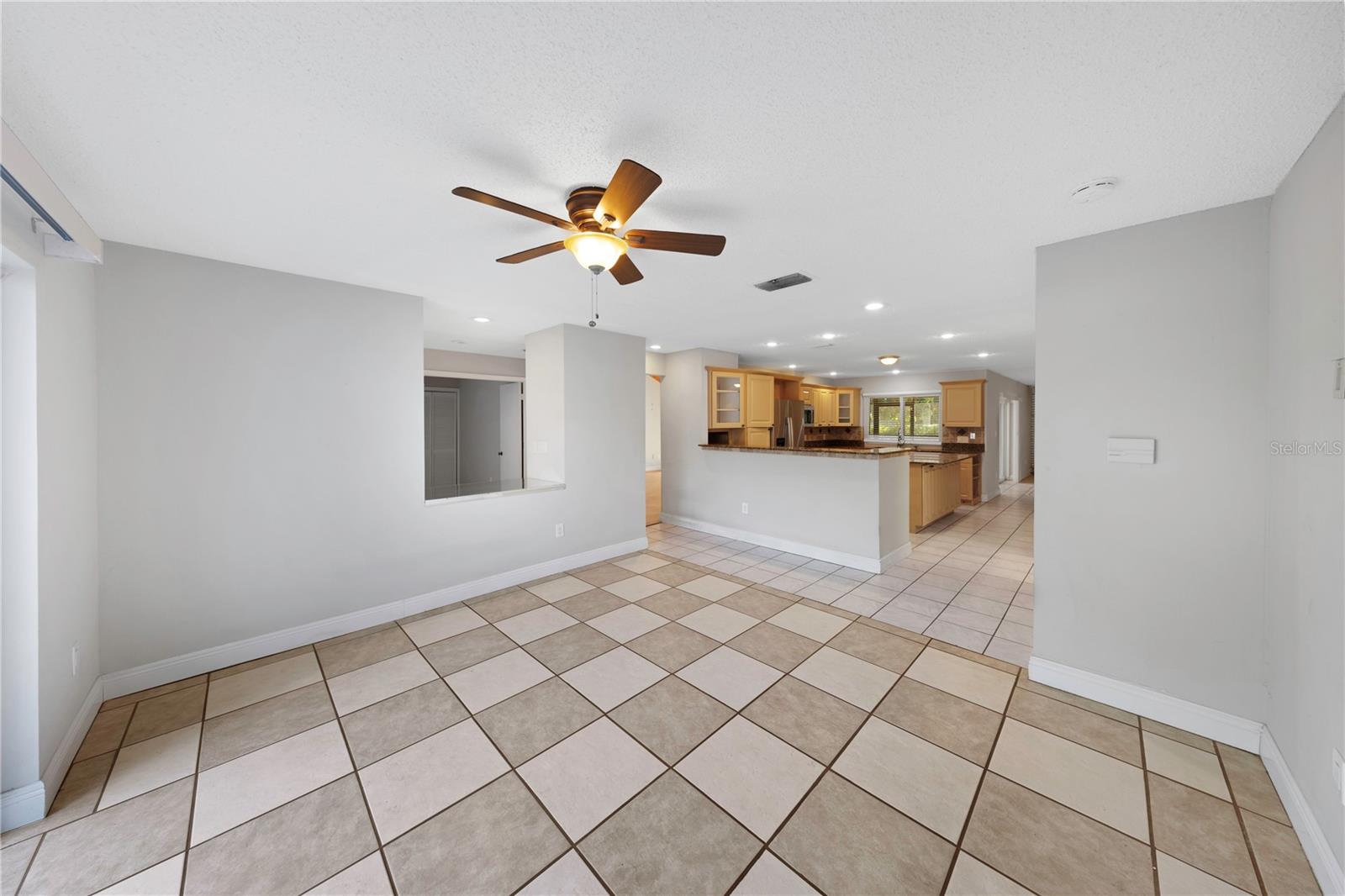 605 CITRUS CT, LARGO, FL, 33770