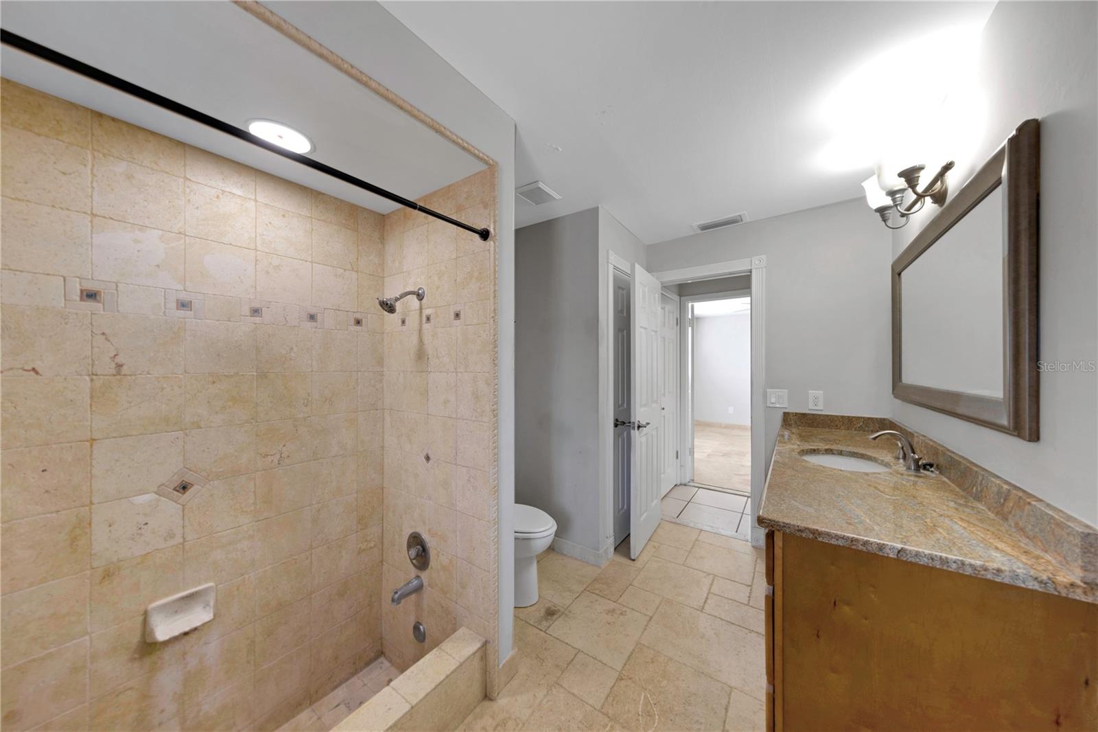 605 CITRUS CT, LARGO, FL, 33770