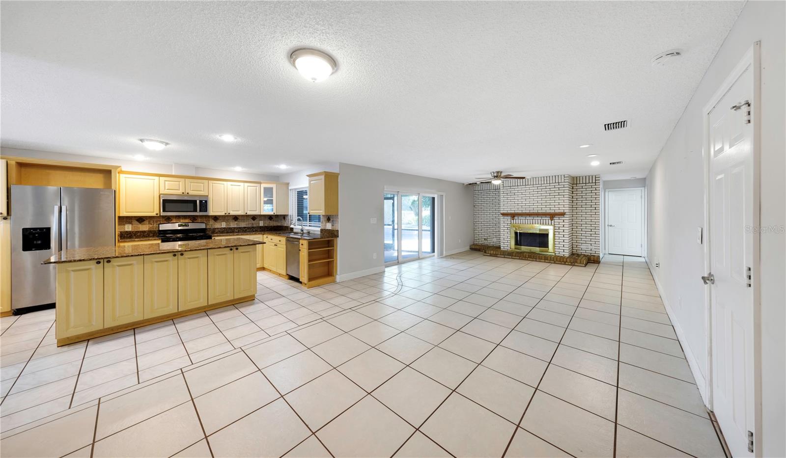 605 CITRUS CT, LARGO, FL, 33770