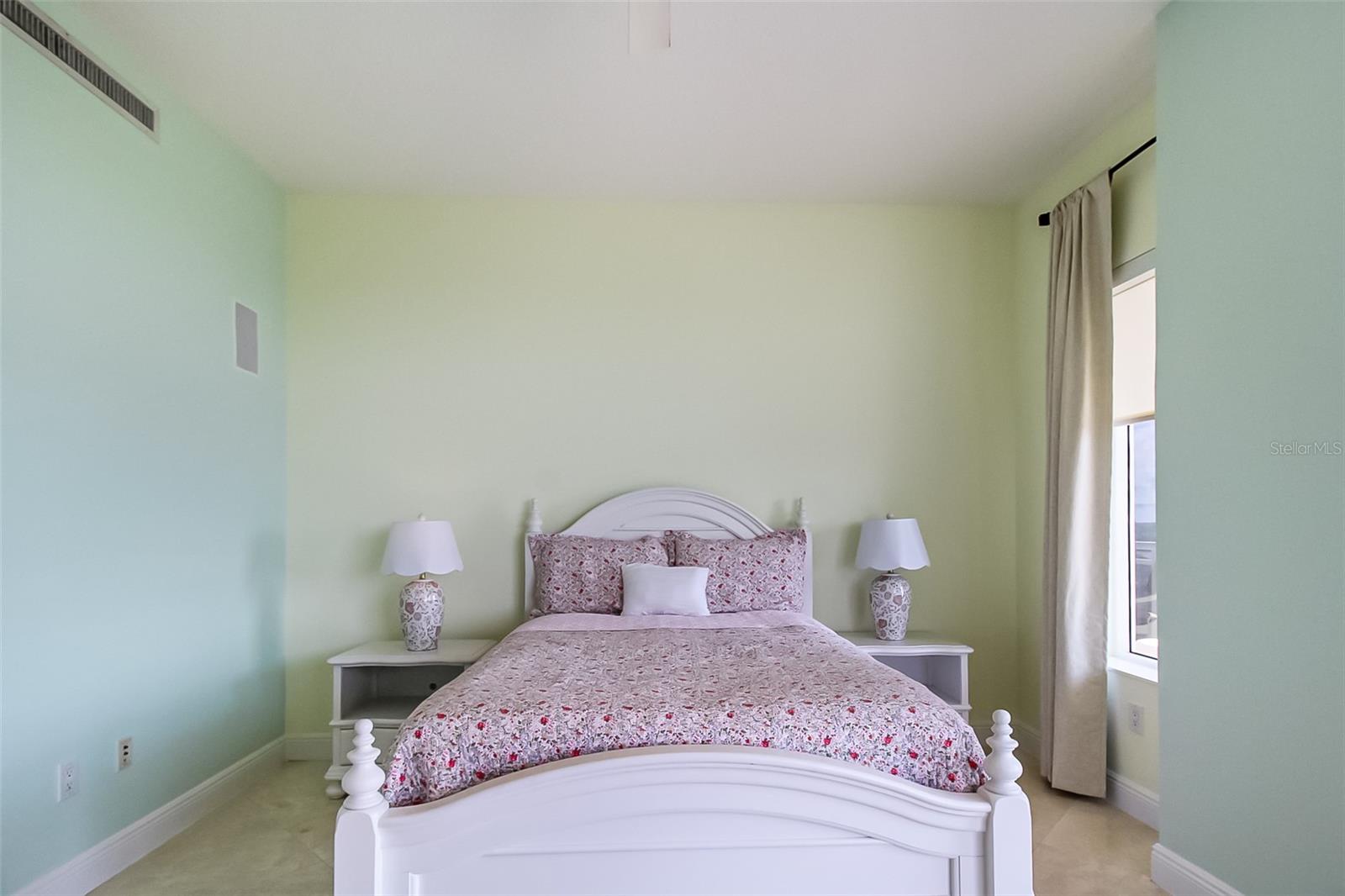 1300 BENJAMIN FRANKLIN DR #701, SARASOTA, FL, 34236