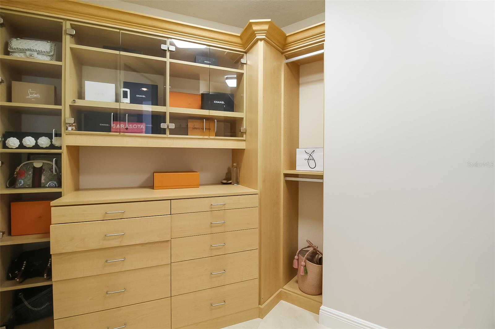 1300 BENJAMIN FRANKLIN DR #701, SARASOTA, FL, 34236