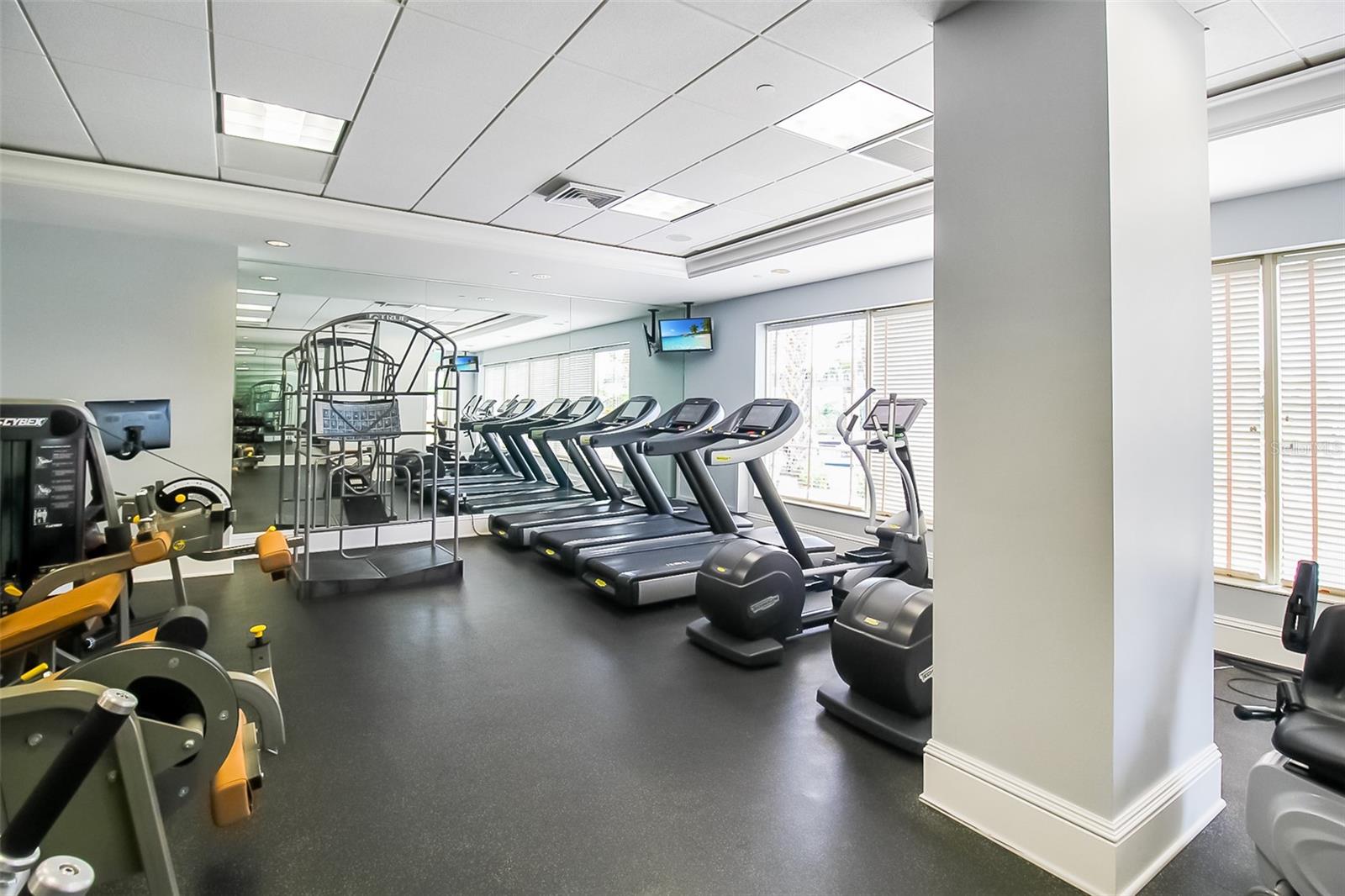 1300 BENJAMIN FRANKLIN DR #701, SARASOTA, FL, 34236