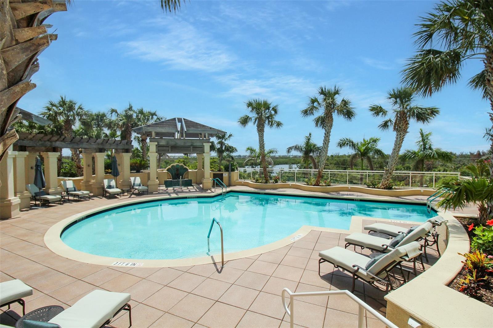 1300 BENJAMIN FRANKLIN DR #701, SARASOTA, FL, 34236