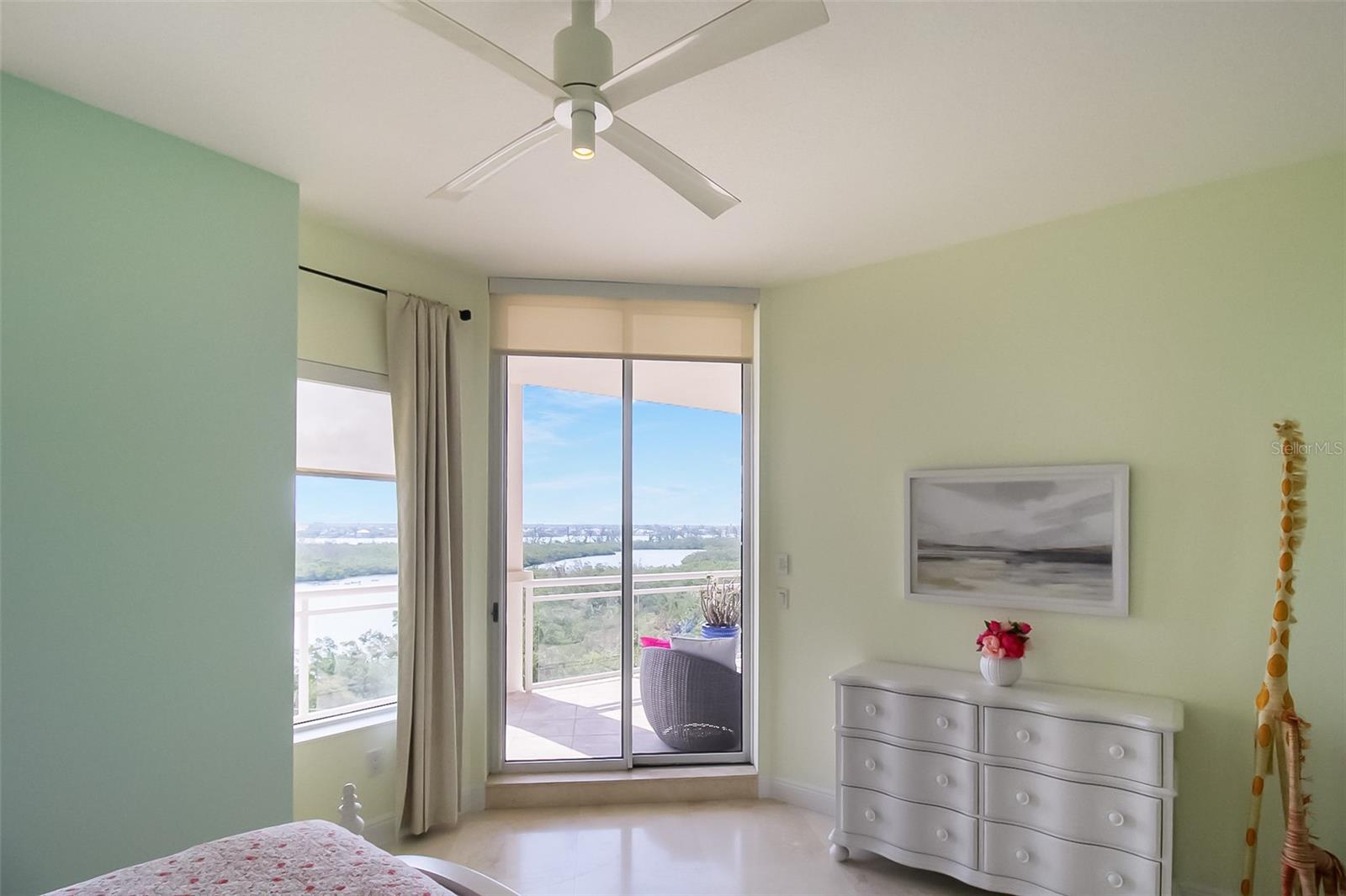 1300 BENJAMIN FRANKLIN DR #701, SARASOTA, FL, 34236